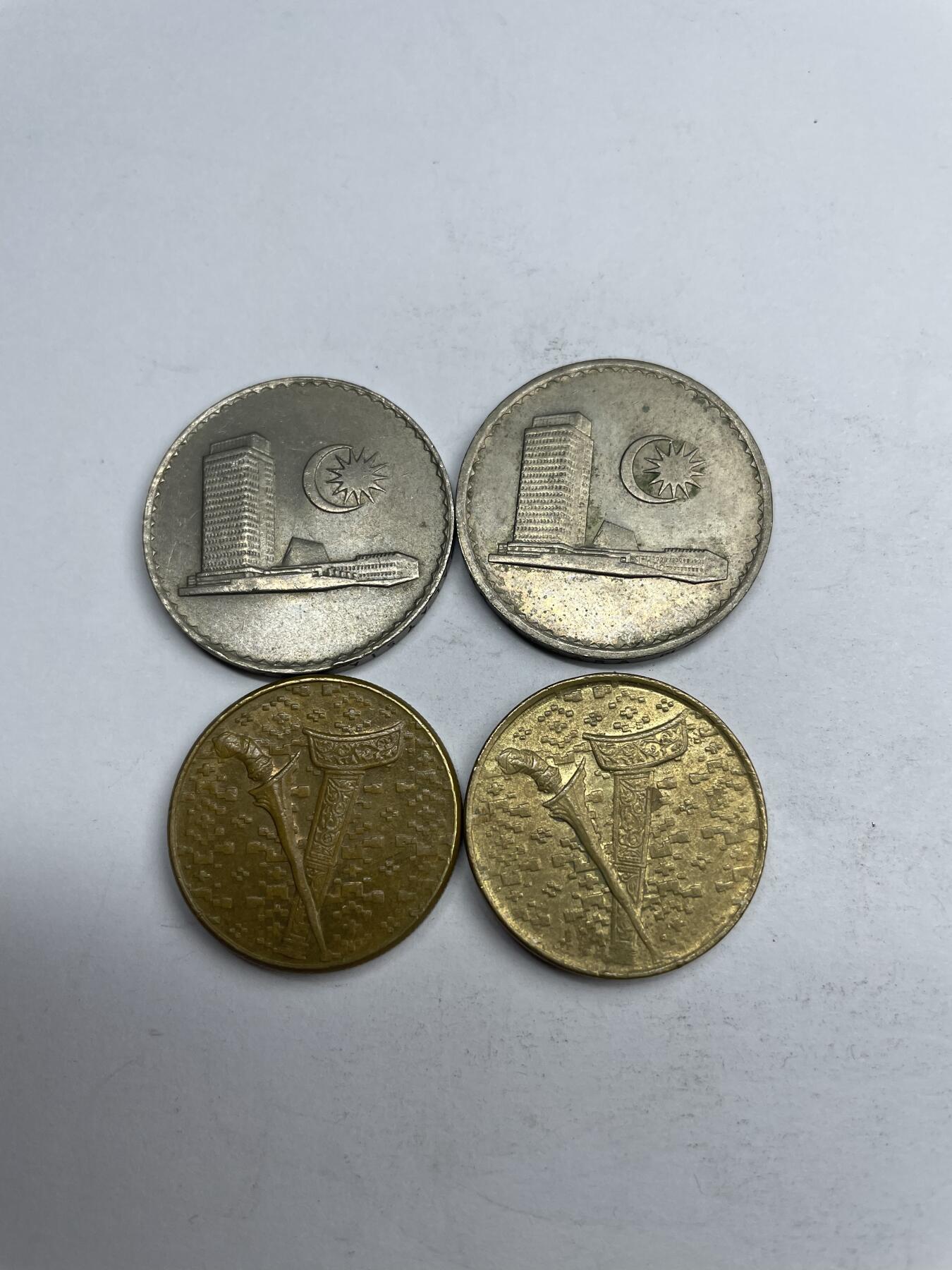 每日一拍，2024年集古藏今外币拍卖第十六期-第5场—（总第155拍），可以寄存60天，满160元包邮。 马来西亚4枚