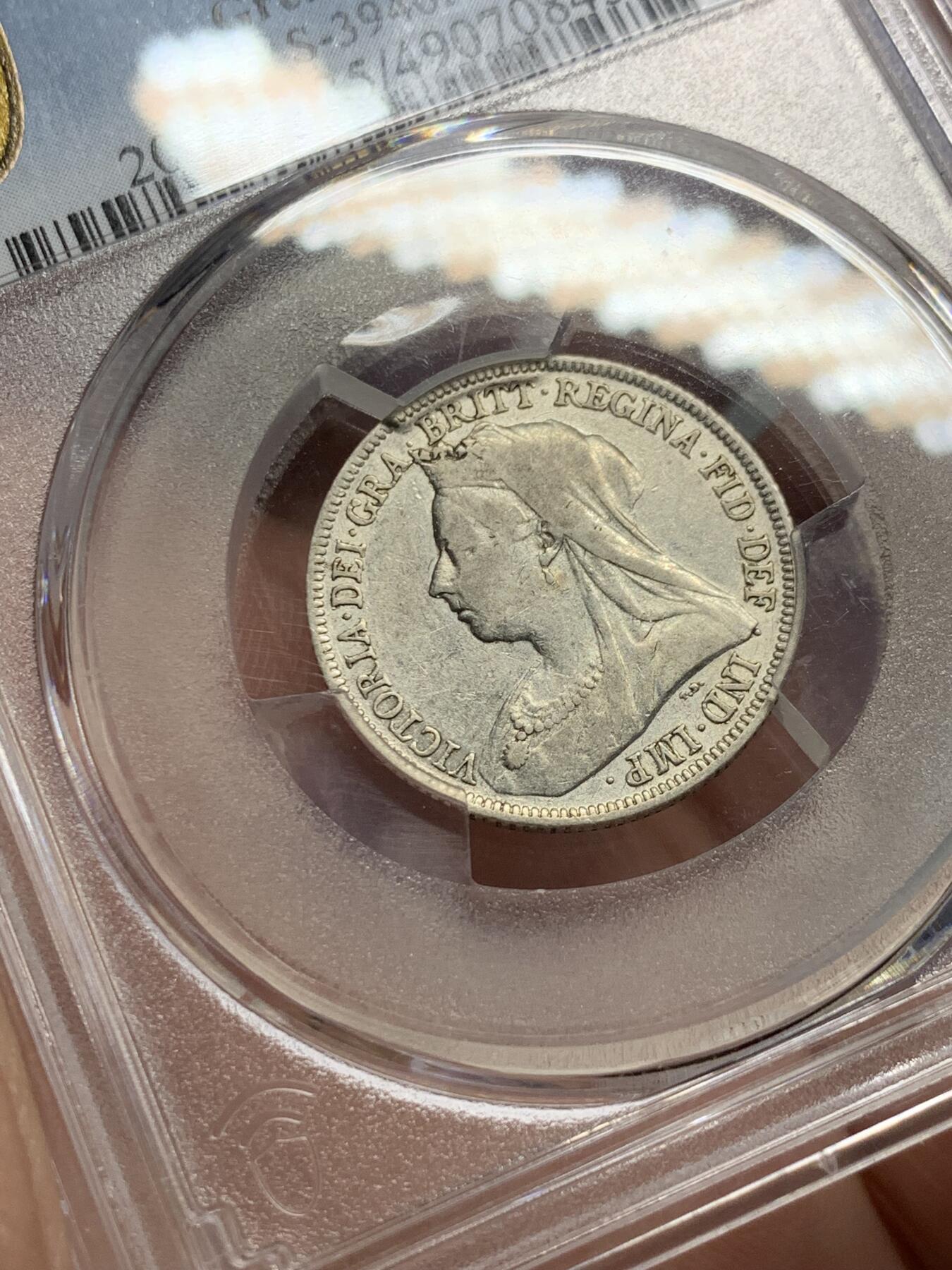 《竞宝斋》第318场 周日，周一 2场连拍 （全场包邮） PCGS VF35 英国1895年维多利亚披纱先令银币 细节具在 磨损均匀