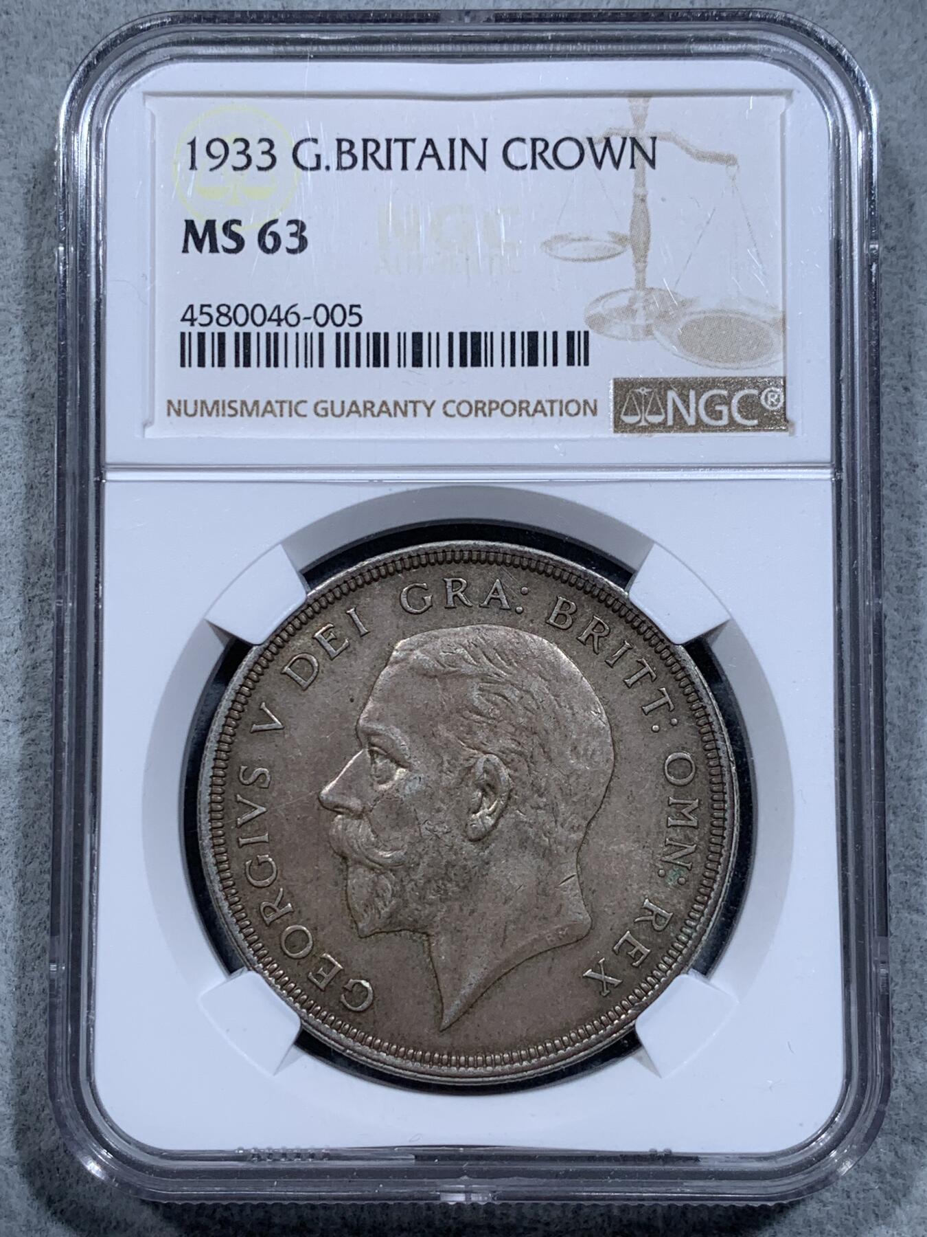 《竞宝斋》第318场 周日，周一 2场连拍 （全场包邮） NGC MS63 英国1933年乔治五世花冠克朗银币 浅灰色包浆