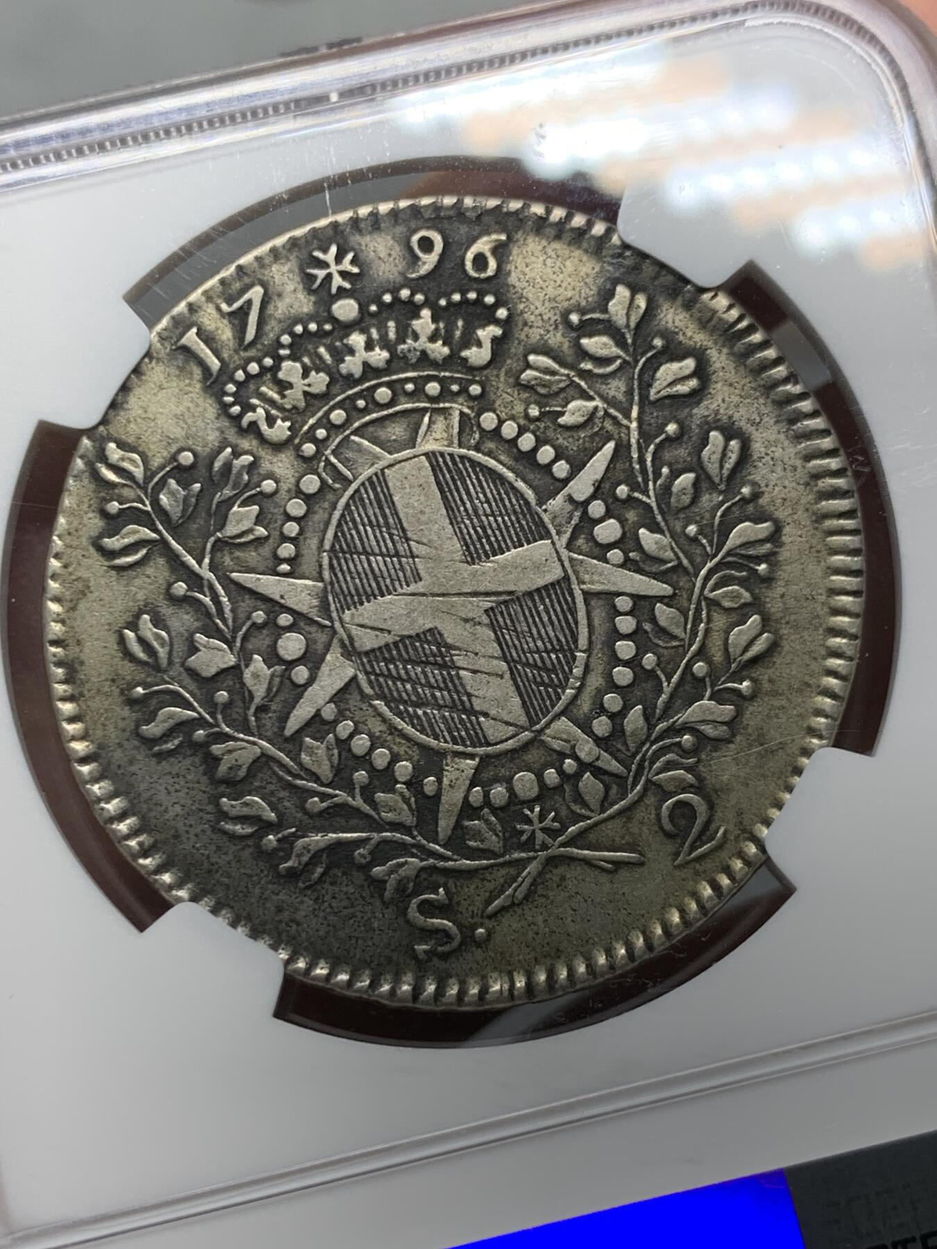 《竞宝斋》第318场 周日，周一 2场连拍 （全场包邮） NGC XF40 马耳他骑士团1796年 2scuid银币 币面包浆醇厚 历史感十足 很少见的品种