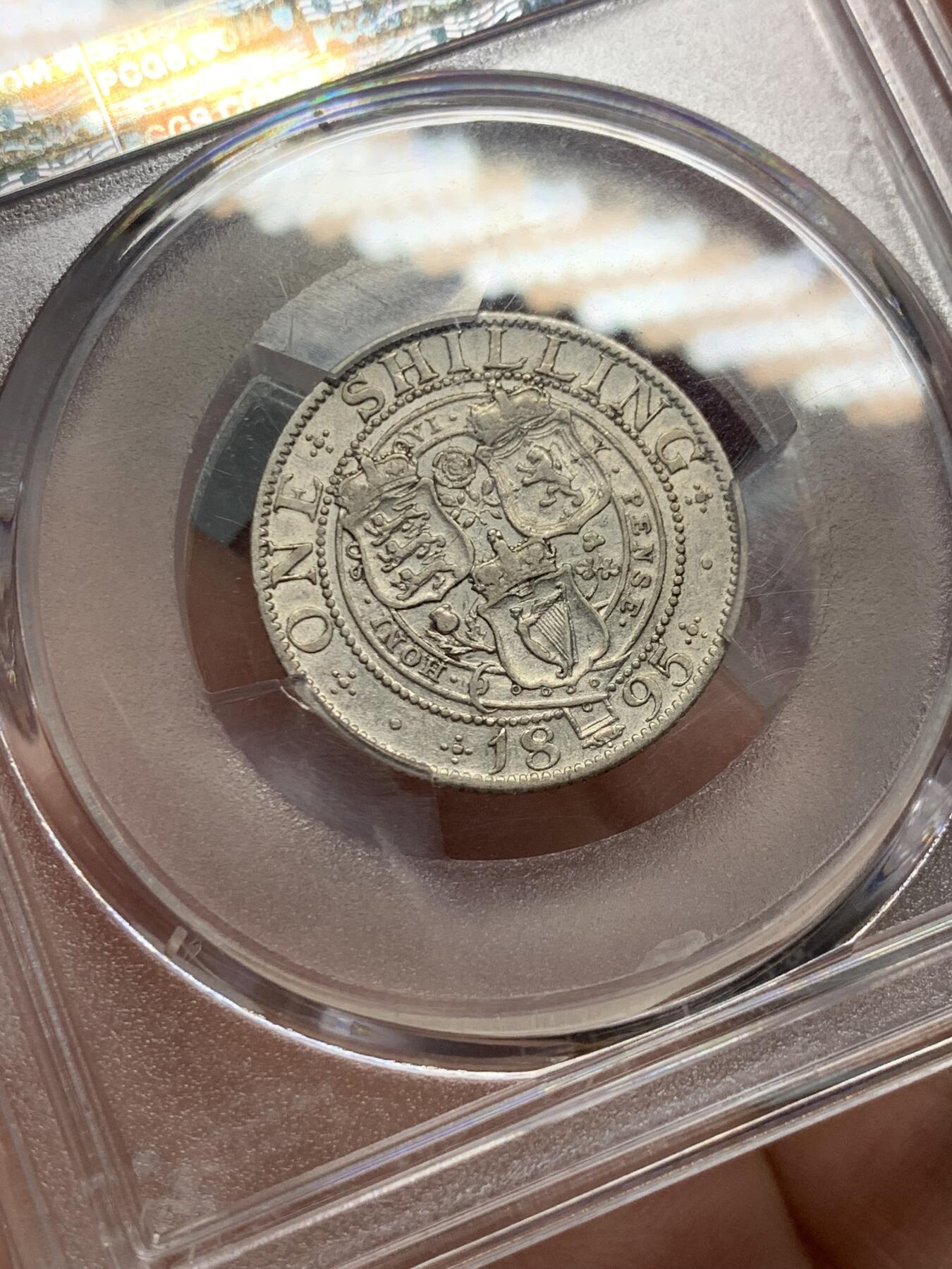 《竞宝斋》第318场 周日，周一 2场连拍 （全场包邮） PCGS VF35 英国1895年维多利亚披纱先令银币 细节具在 磨损均匀