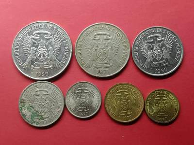 老藏家藏品上世纪外国硬币套币 圣多美和普林西比一套七枚