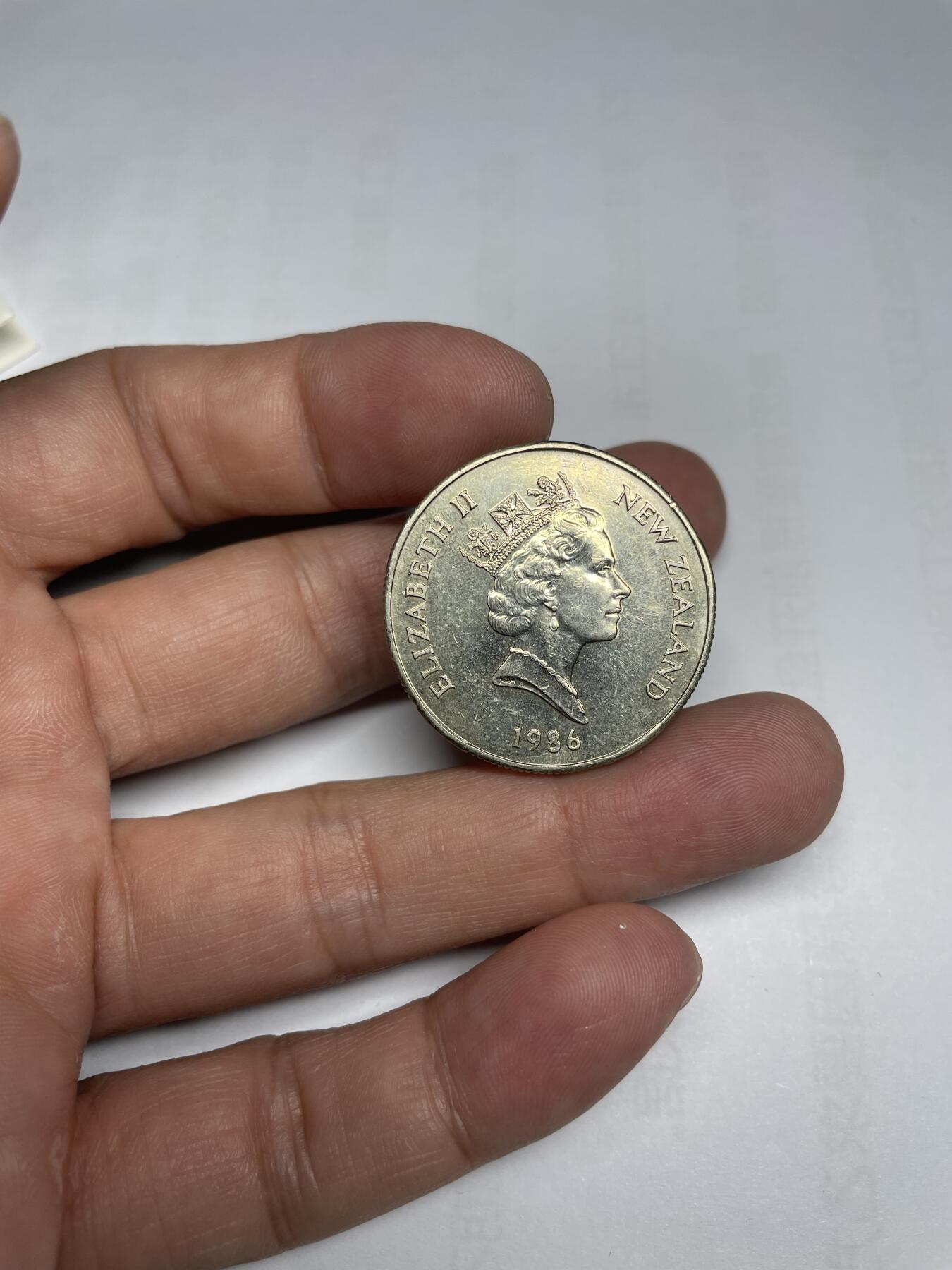 每日一拍，2024年集古藏今外币拍卖第十六期-第6场—（总第156拍），可以寄存60天，满160元包邮。 1986年新西兰50便士