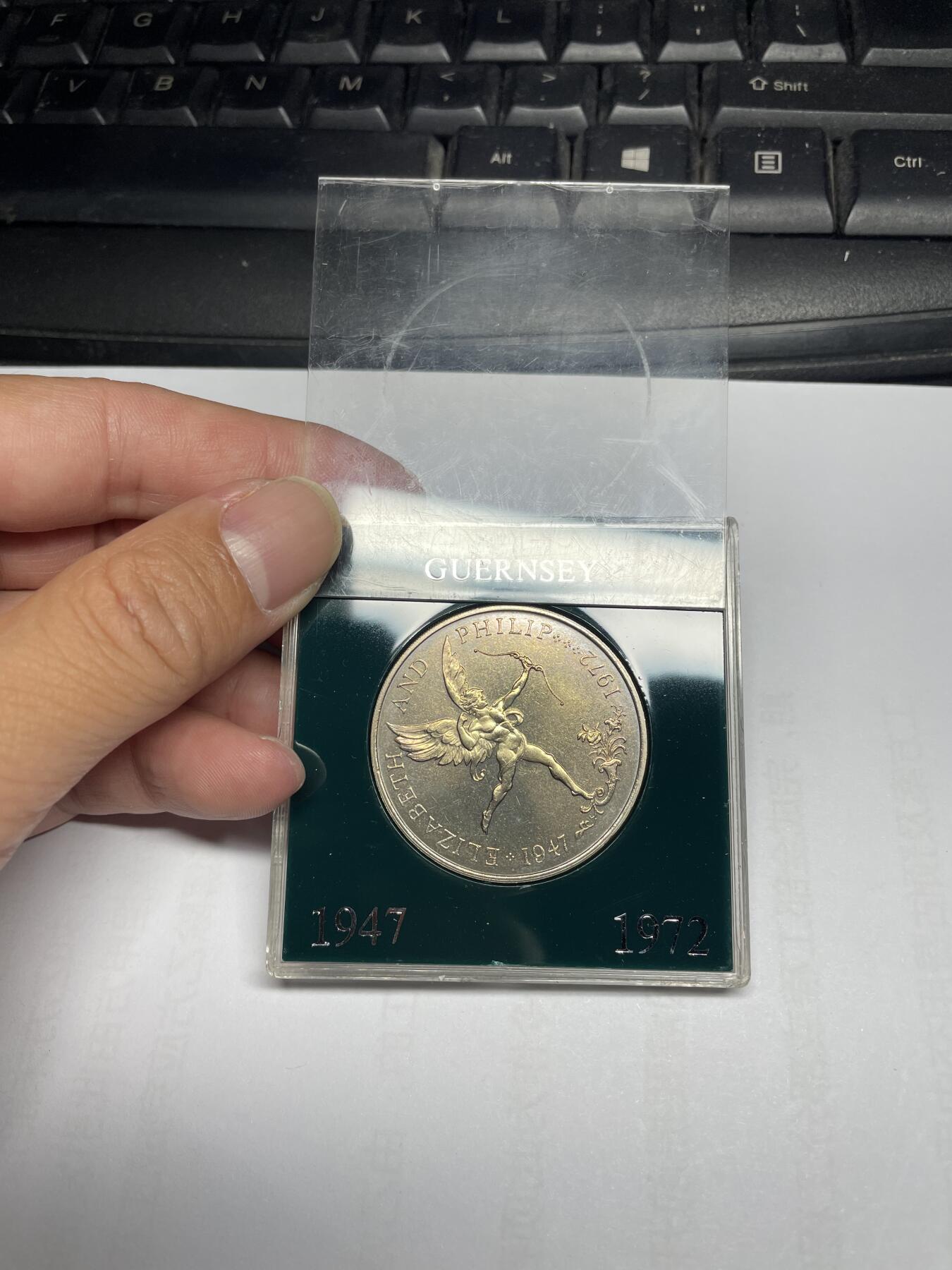 每日一拍，2024年集古藏今外币拍卖第十六期-第6场—（总第156拍），可以寄存60天，满160元包邮。 原盒1972年根西25便士