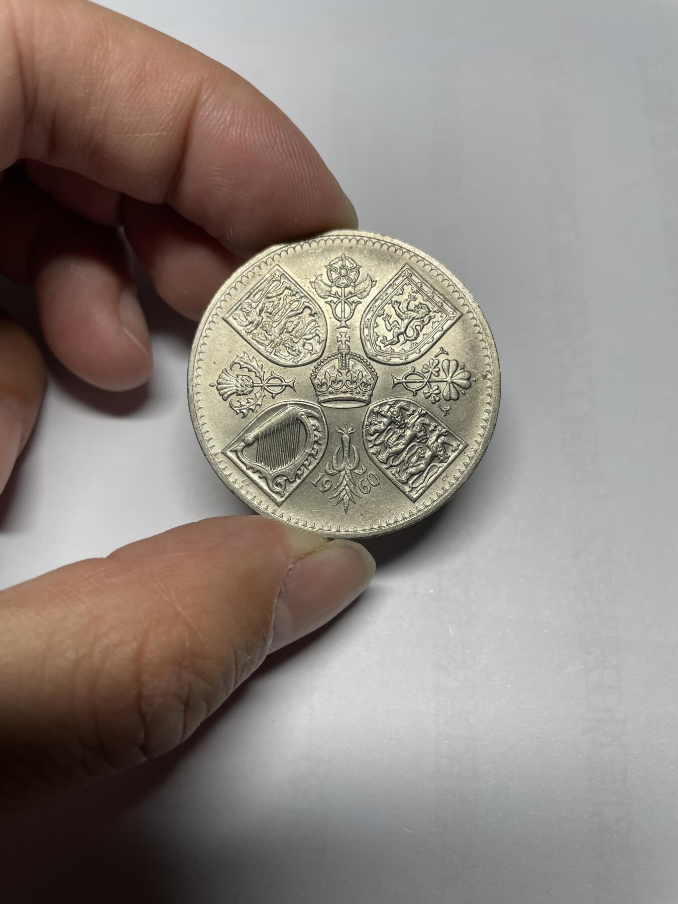 每日一拍，2024年集古藏今外币拍卖第十六期-第6场—（总第156拍），可以寄存60天，满160元包邮。 1960年英国5先令