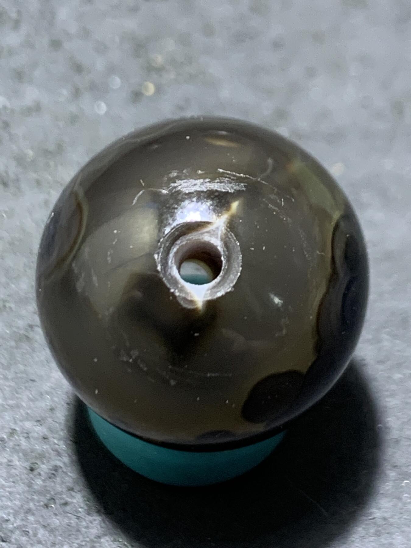 精美冻料战国红玛瑙手工俏色巧雕太极阴阳鱼珠一颗
