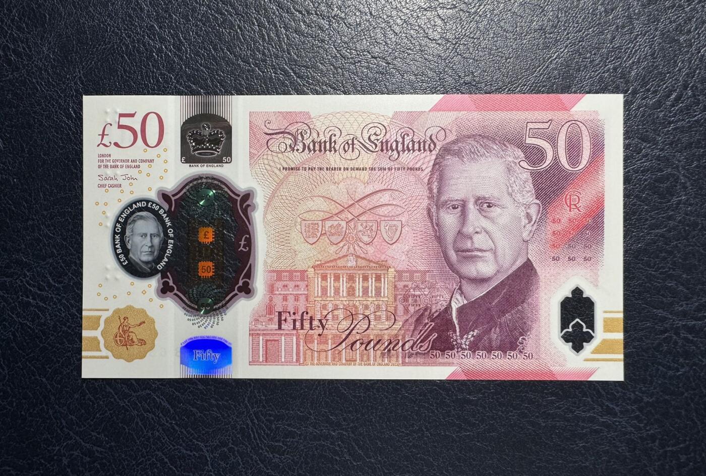 收藏联盟Quantum Auction 第385期拍卖  英国2024年50镑 品相全新UNC 号码无4 AJ冠 查理三世国王