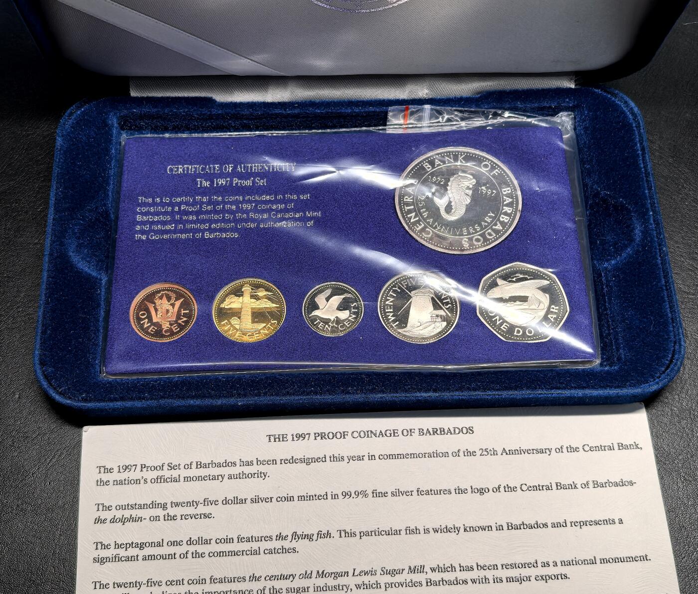 凡希社世界钱币微拍第二百八十六期 1997巴巴多斯精铸PS六枚带一银，附原厂盒证，无外塑料盒，币全品，这套是该国很稀见的品种！
