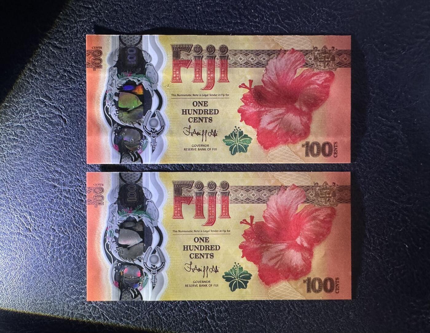 收藏联盟Quantum Auction 第385期拍卖  斐济2024年龙年100分纪念钞连号两张 品相全新UNC 老虎号88888身