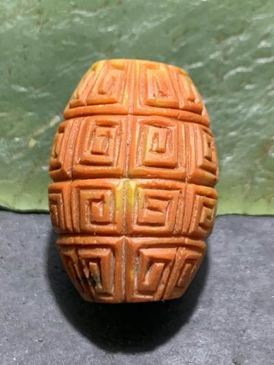 精美战国红玛瑙手工雕刻满回纹桶珠一颗！ - 精美战国红玛瑙手工雕刻满回纹桶珠一颗！