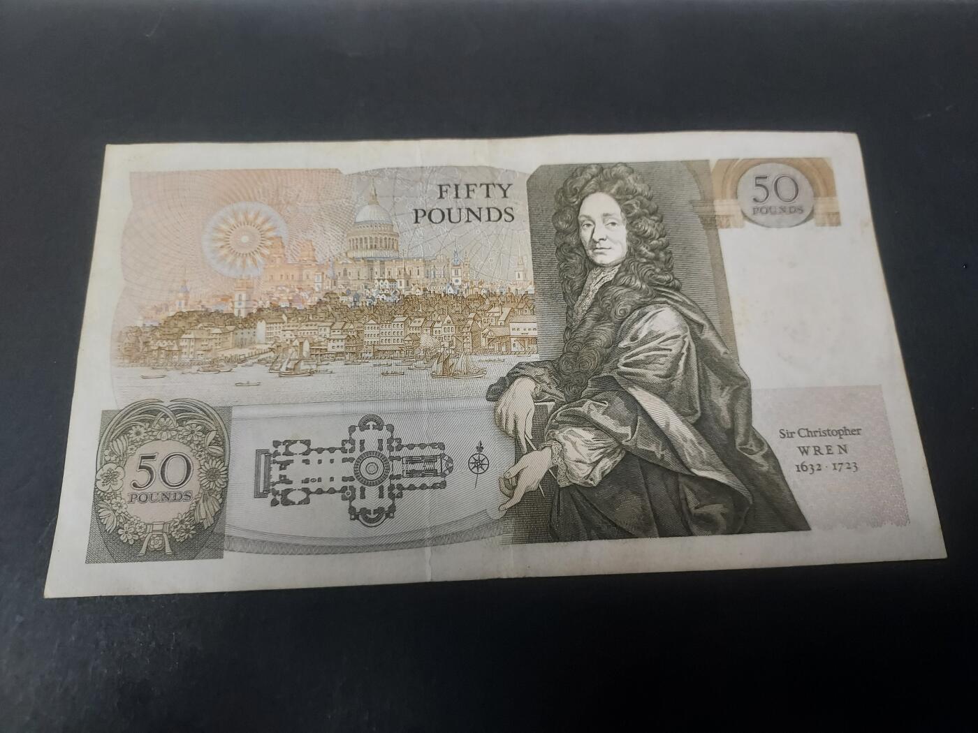 博彦收藏 10月29日 8点钱币专场 英国女皇50镑 85品
