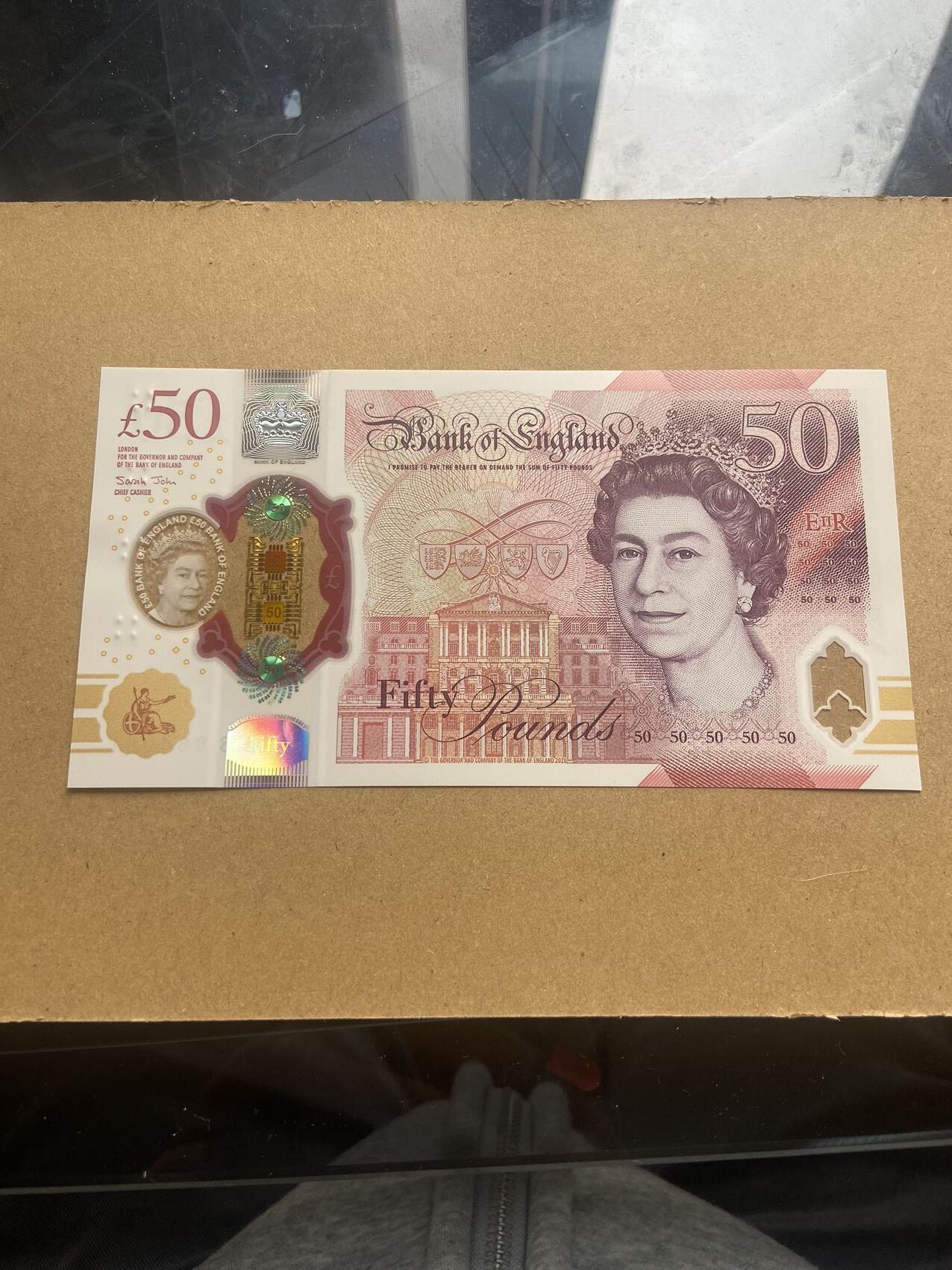 【炜奕收藏】，第十七期 英国G序列50磅，UNC品相