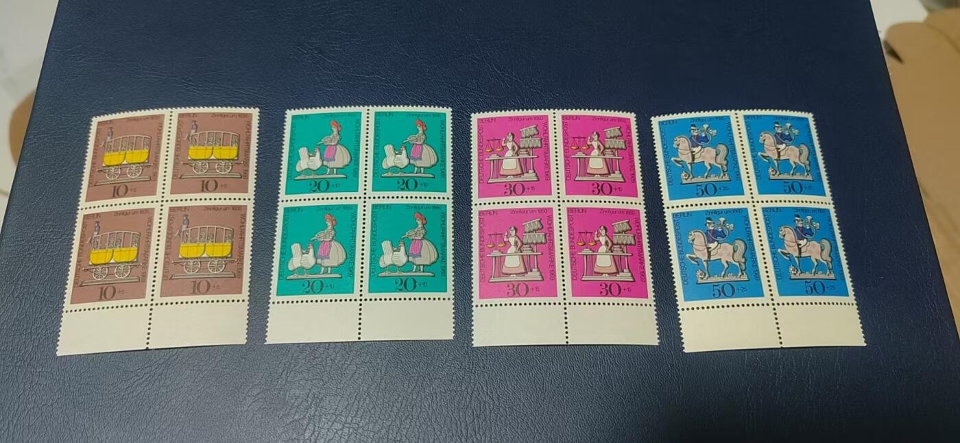 德国邮票专场，都是四方连套票！版别多多！ 德国邮票  四方联一套，1969年发行，锡制玩具博物馆藏品4全，品相如图