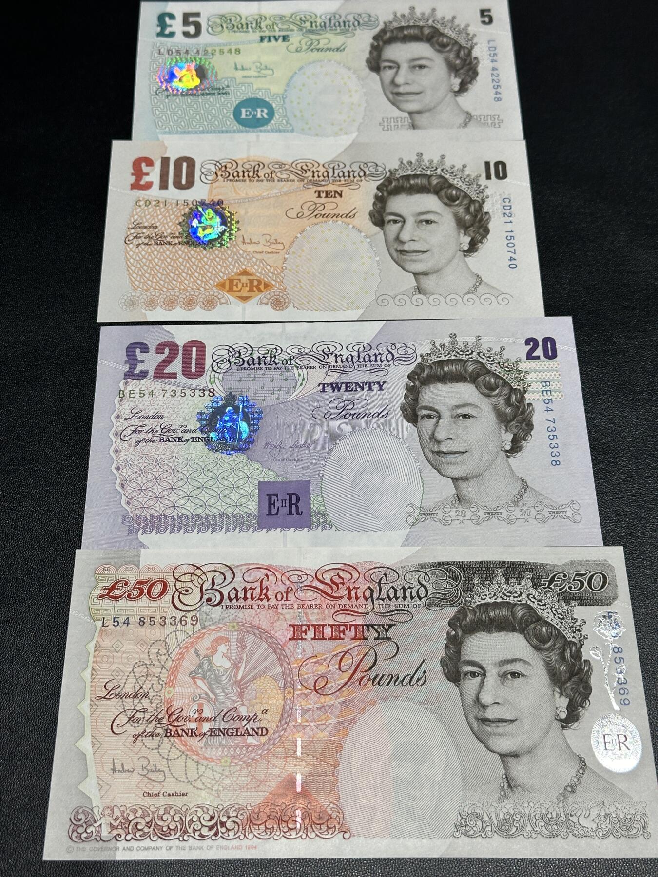 《外钞收藏家》第四百三十一期（连拍场） 英镑5，10，20，50全套（纸币版） 全新UNC