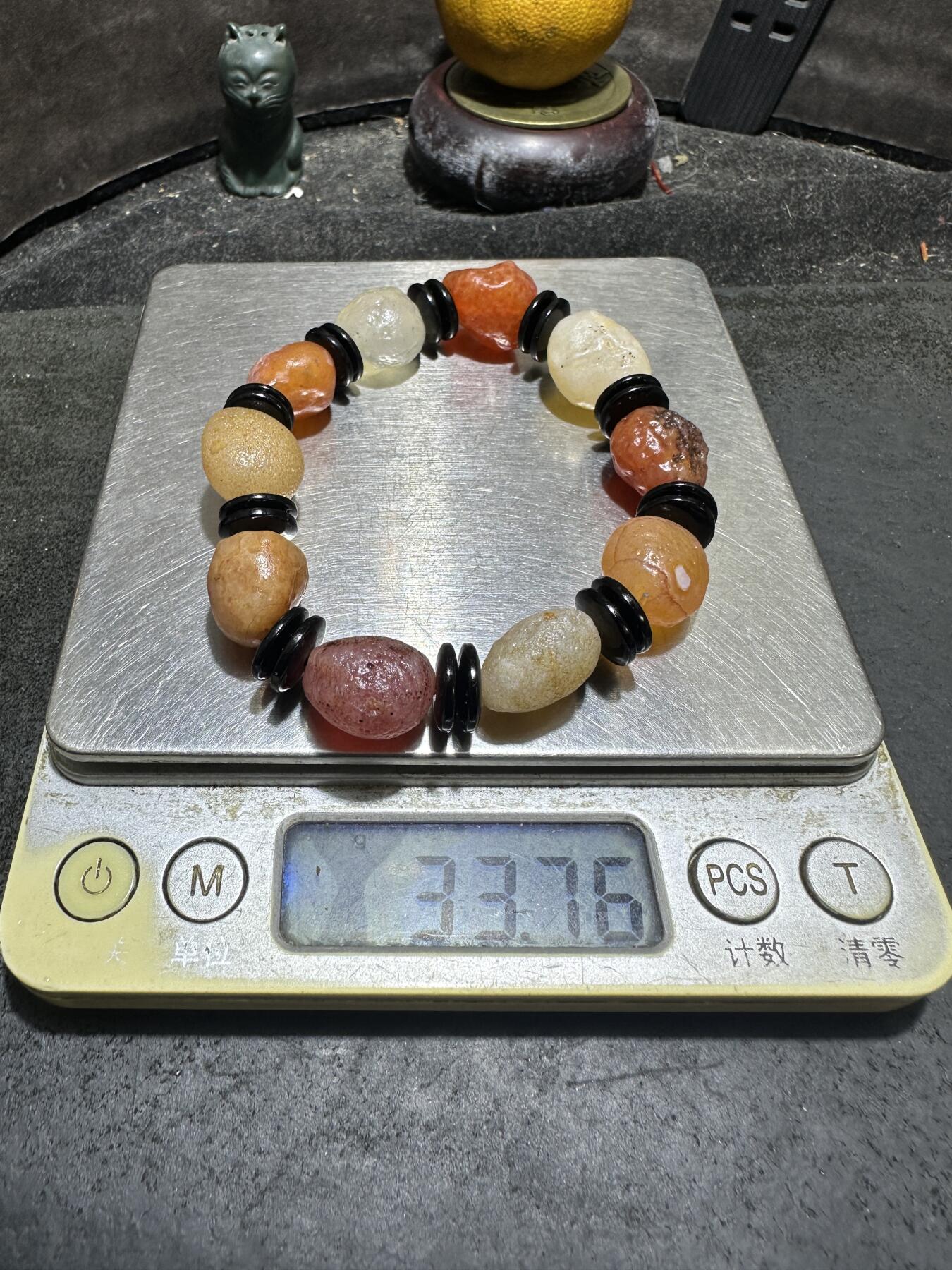 放福利，天然戈壁阿拉善糖果玛瑙彩珠原石手串一条