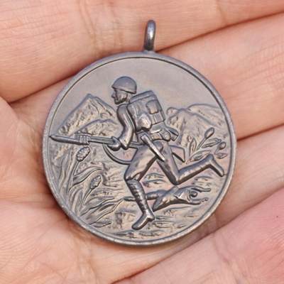 珍稀品卢沟桥事变从军记章小七七章 - 珍稀品卢沟桥事变从军记章小七七章