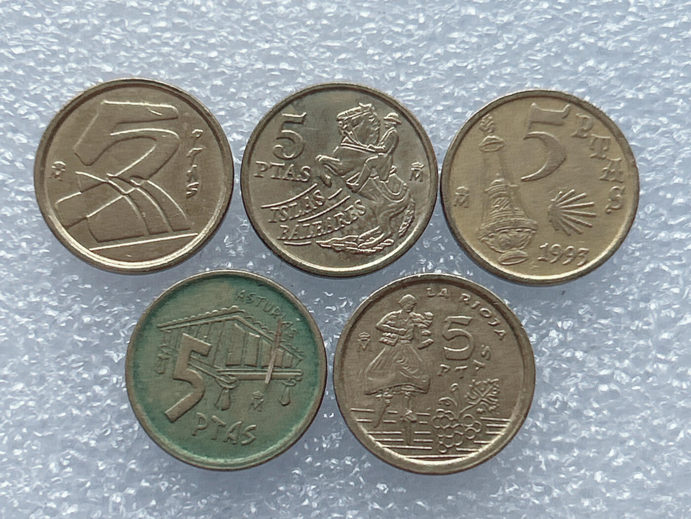 第一海外回流一元起拍收藏 散集专场 第133期 西班牙不同版5比塞塔硬币5枚