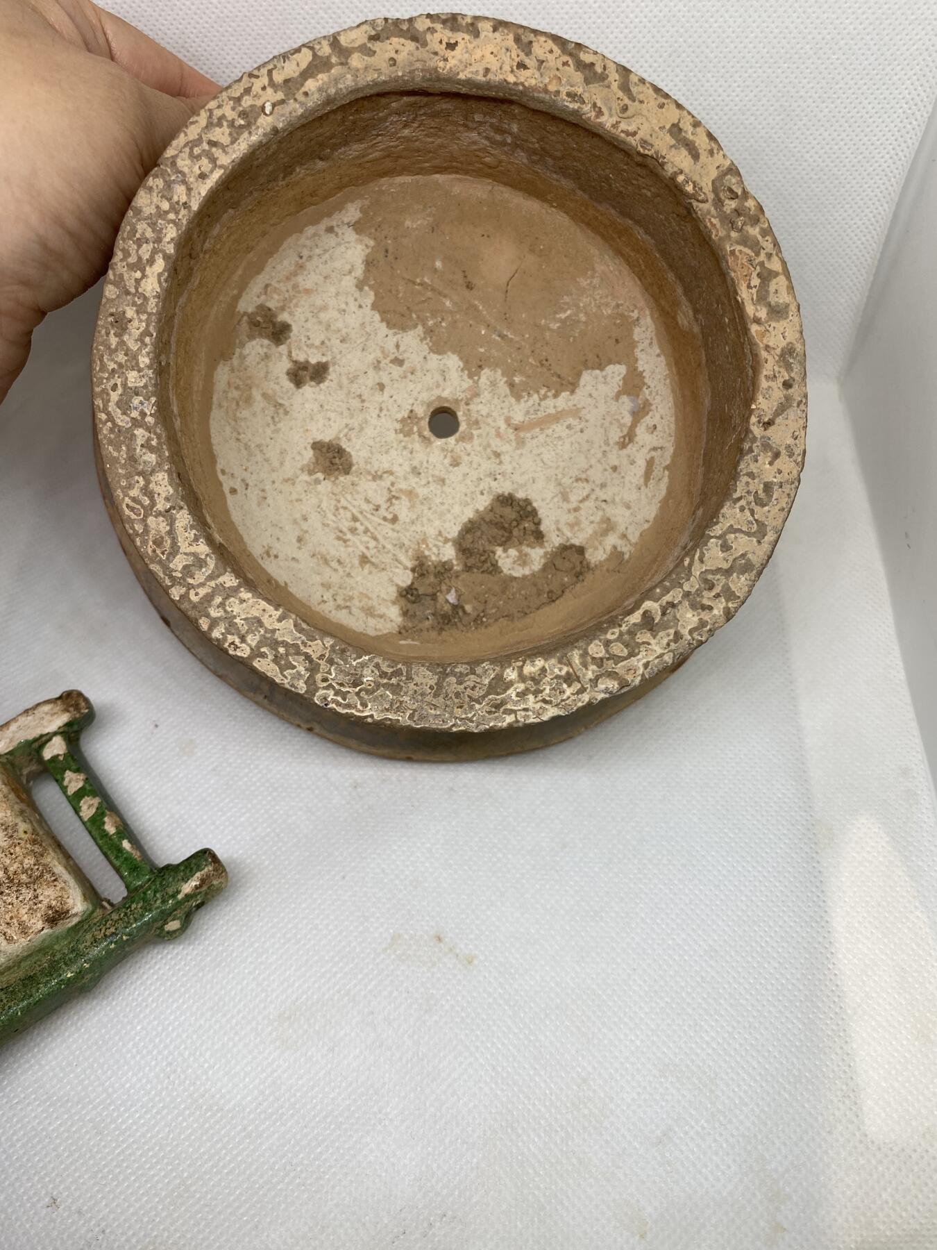 老陶绿釉碾子，尺寸14.1厘米，品相如图，500包快递