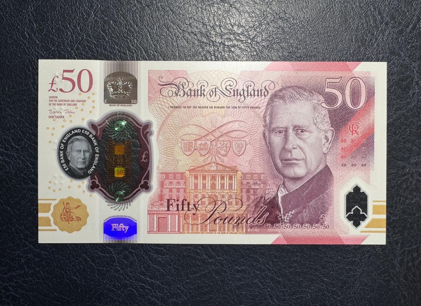 收藏联盟Quantum Auction 第387期拍卖  英国2024年50镑 品相全新UNC AJ01冠 号码无4  查理三世国王