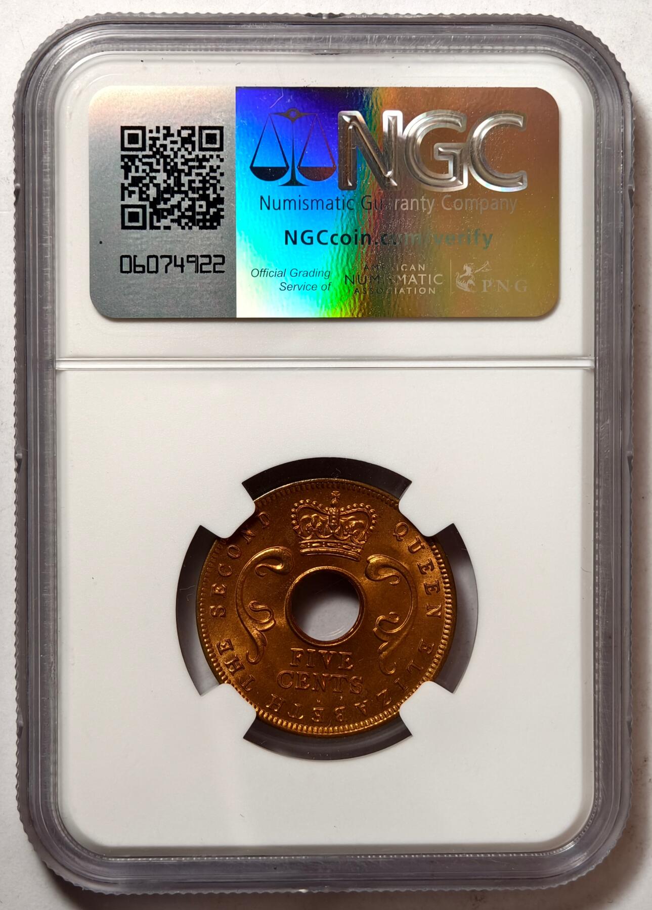 紫瑗钱币——第460期 英属东非 1956年 H版 伊丽莎白二世 5分 红铜币 NGC MS65 RD