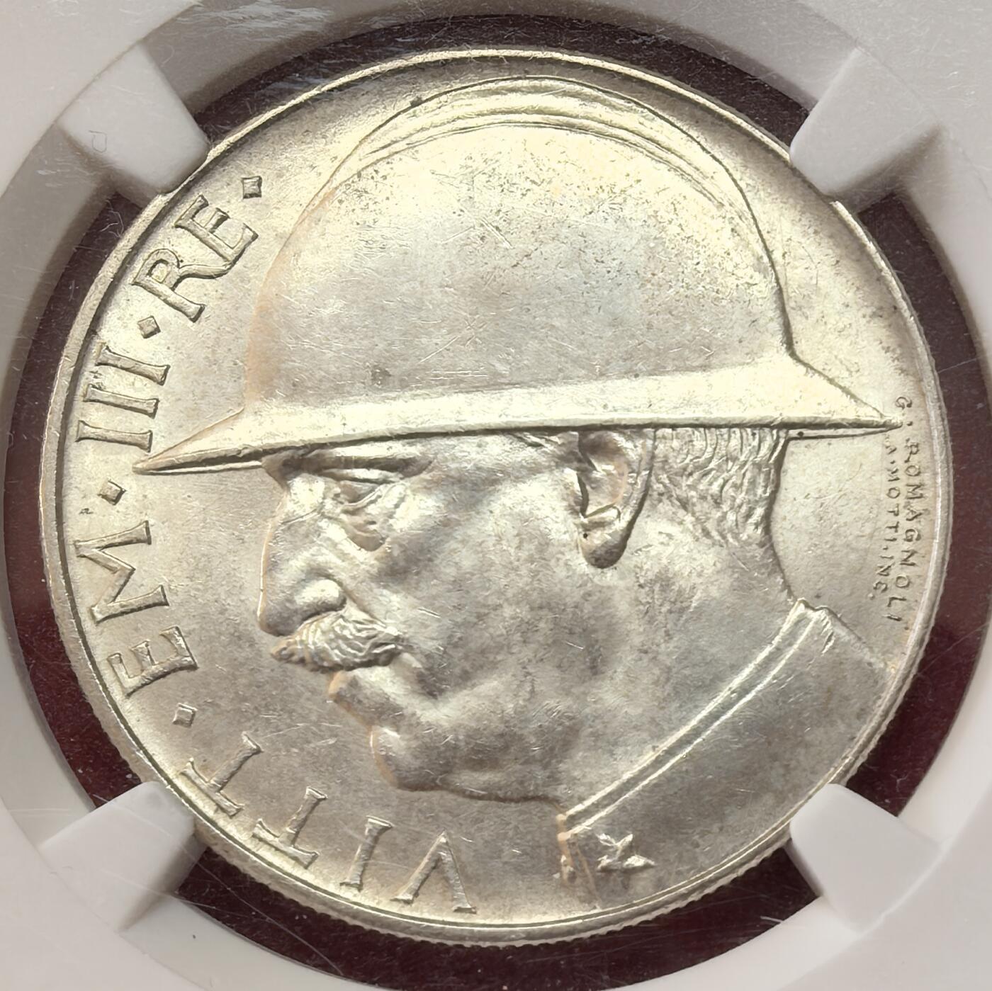 FXS世界钱币微拍第二百八十七期 荐！1928意大利纪念一战10周年20里拉大银NGC-MS62，消防员头盔的经典图案，背面铭文：“宁做一天雄狮，不做白日绵羊”