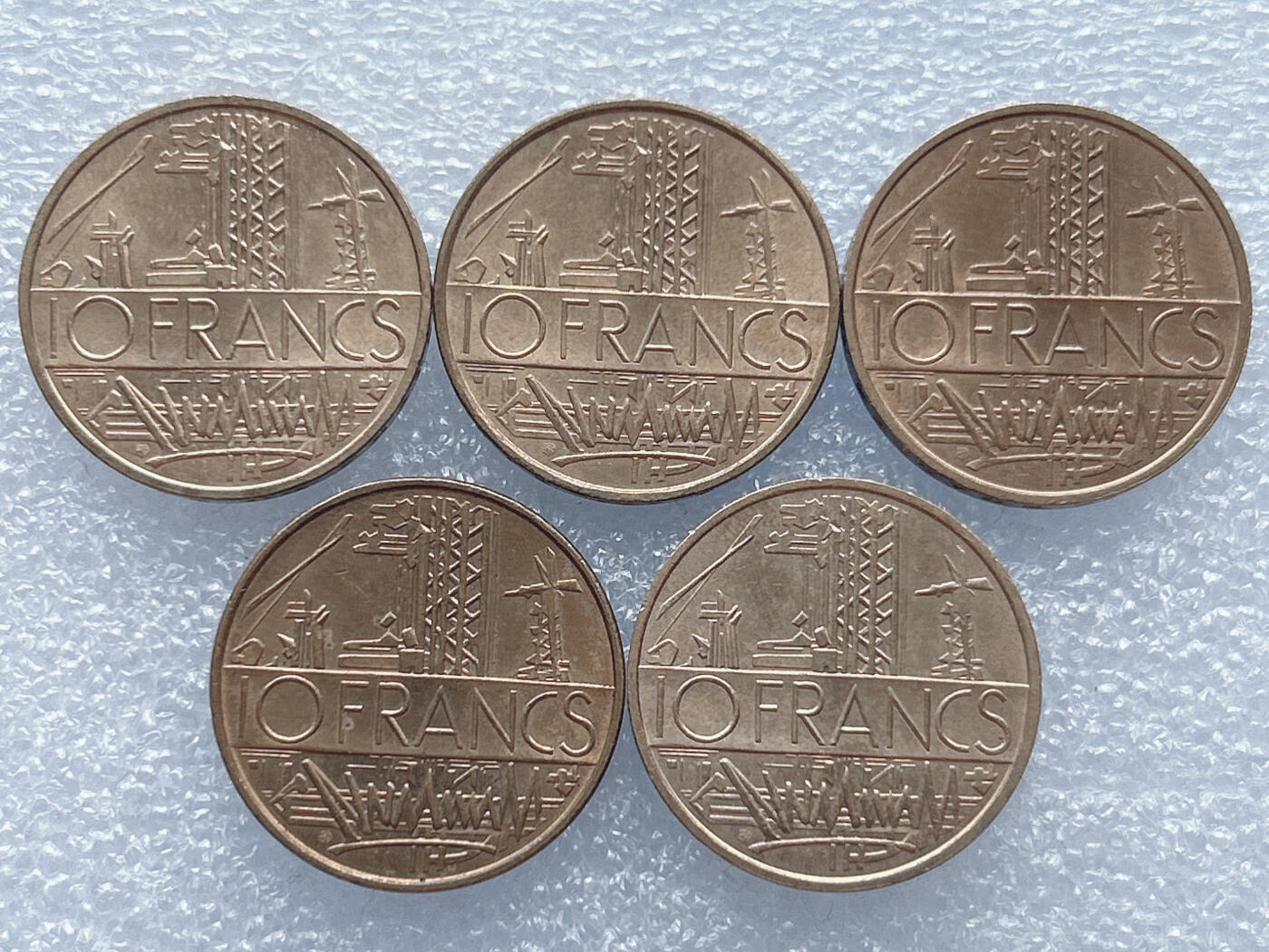 第一海外回流一元起拍收藏 散集专场 第133期 法国巴士底狱10法郎 5枚 带光好品