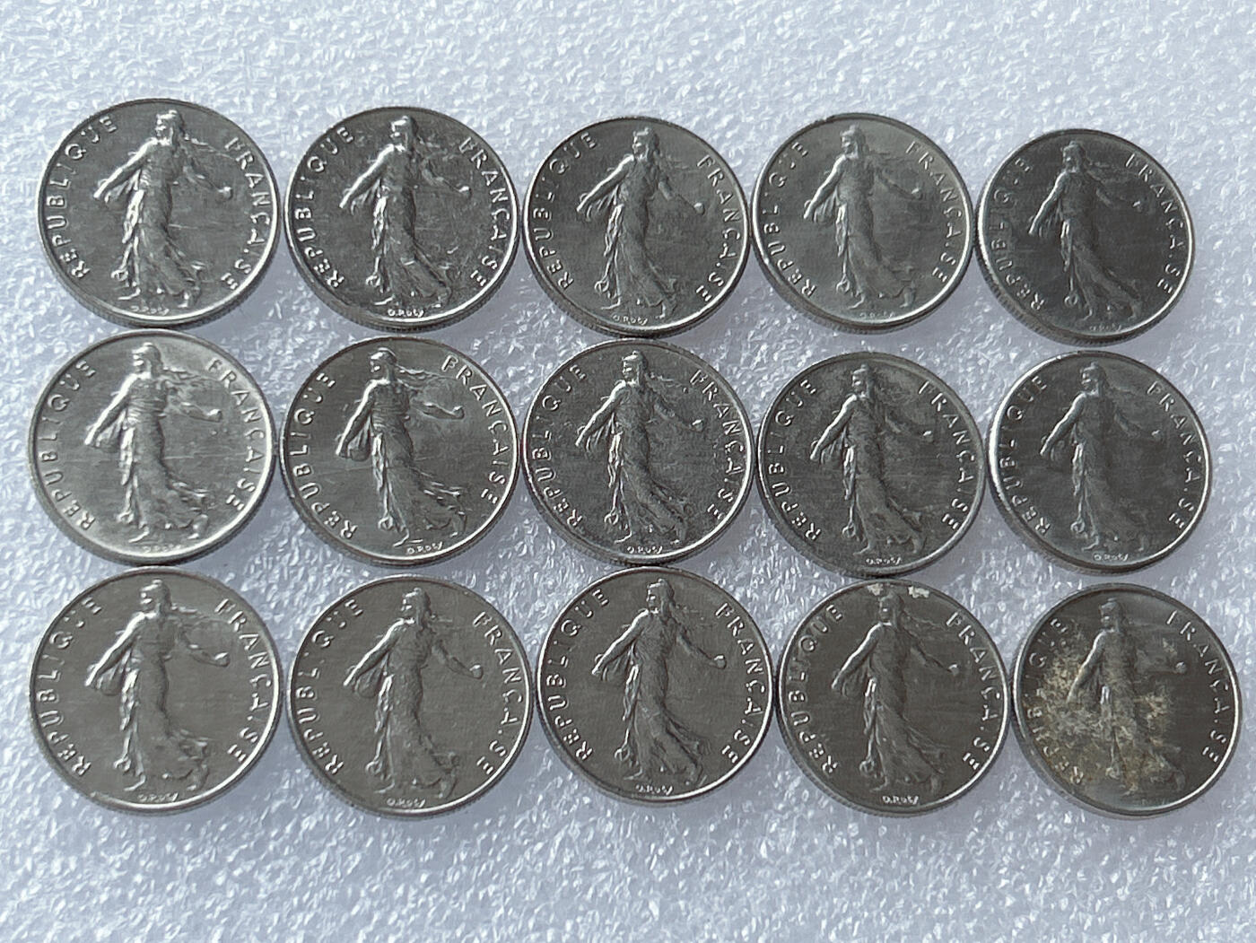 第一海外回流一元起拍收藏 散集专场 第133期 法国1/2法郎硬币 15枚