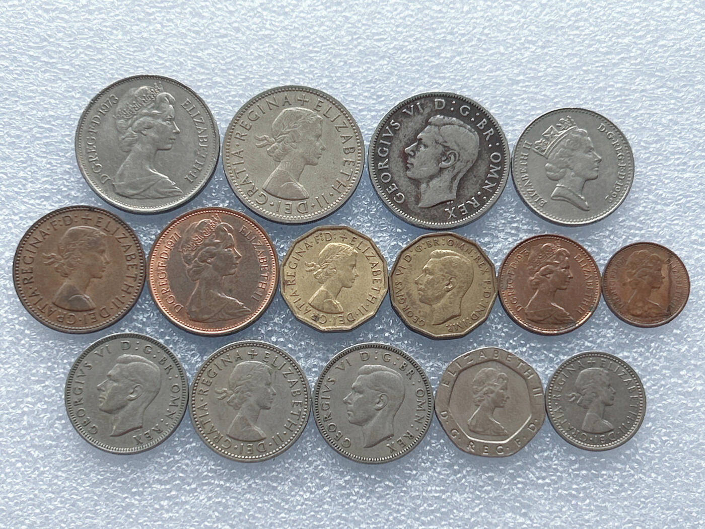 第一海外回流一元起拍收藏 散集专场 第133期 英国硬币 15枚