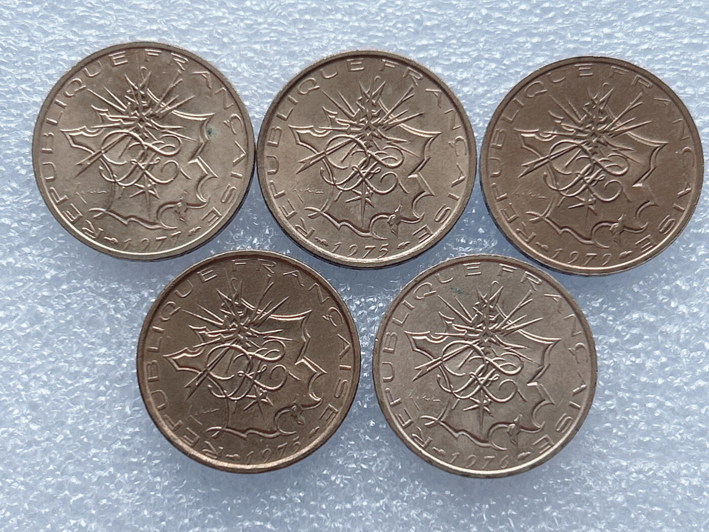 第一海外回流一元起拍收藏 散集专场 第133期 法国巴士底狱10法郎 5枚 带光好品