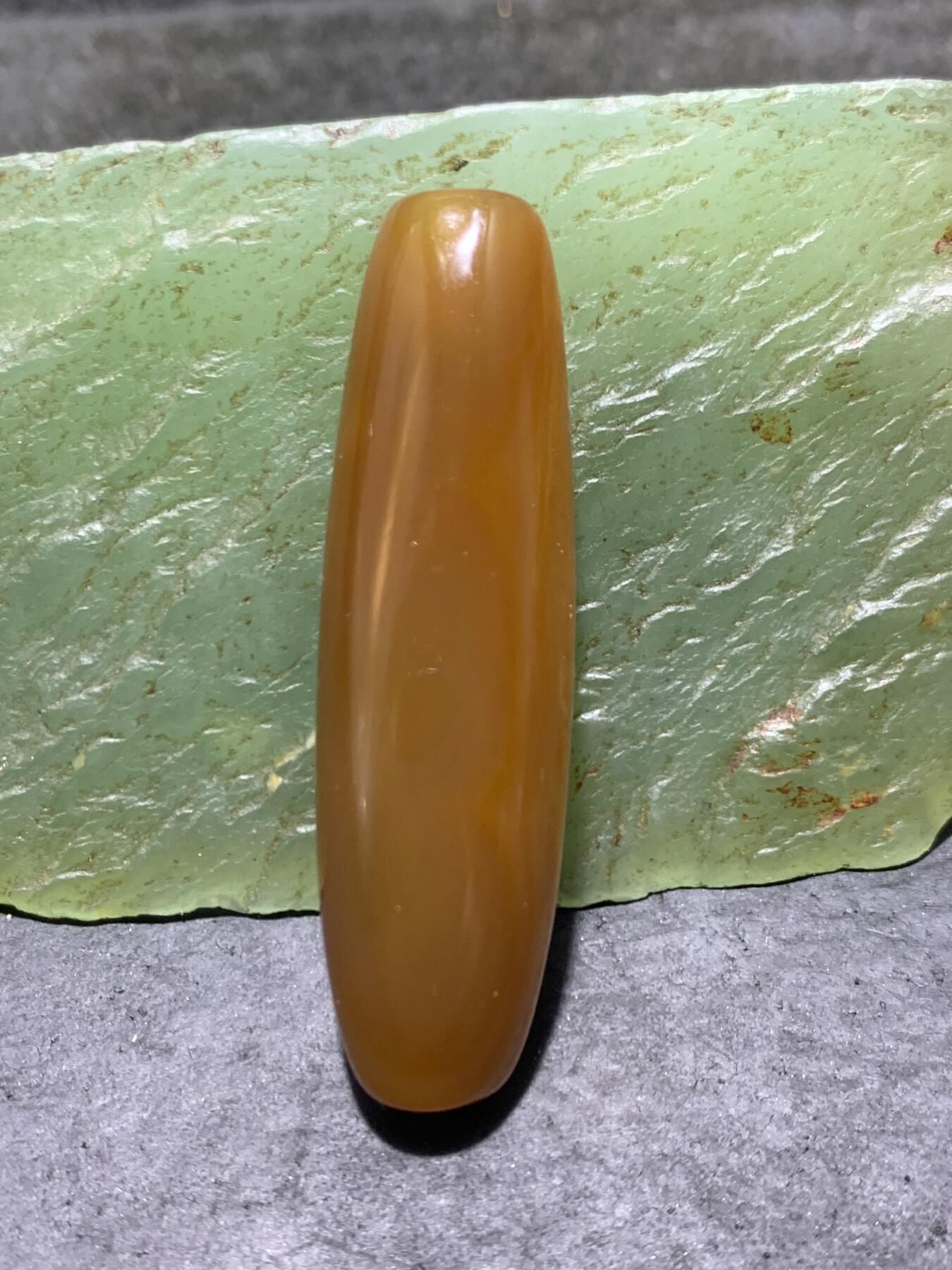 精美亚光高玉化冰飘缠丝玛瑙手工雕刻富贵有余随形桶珠一颗