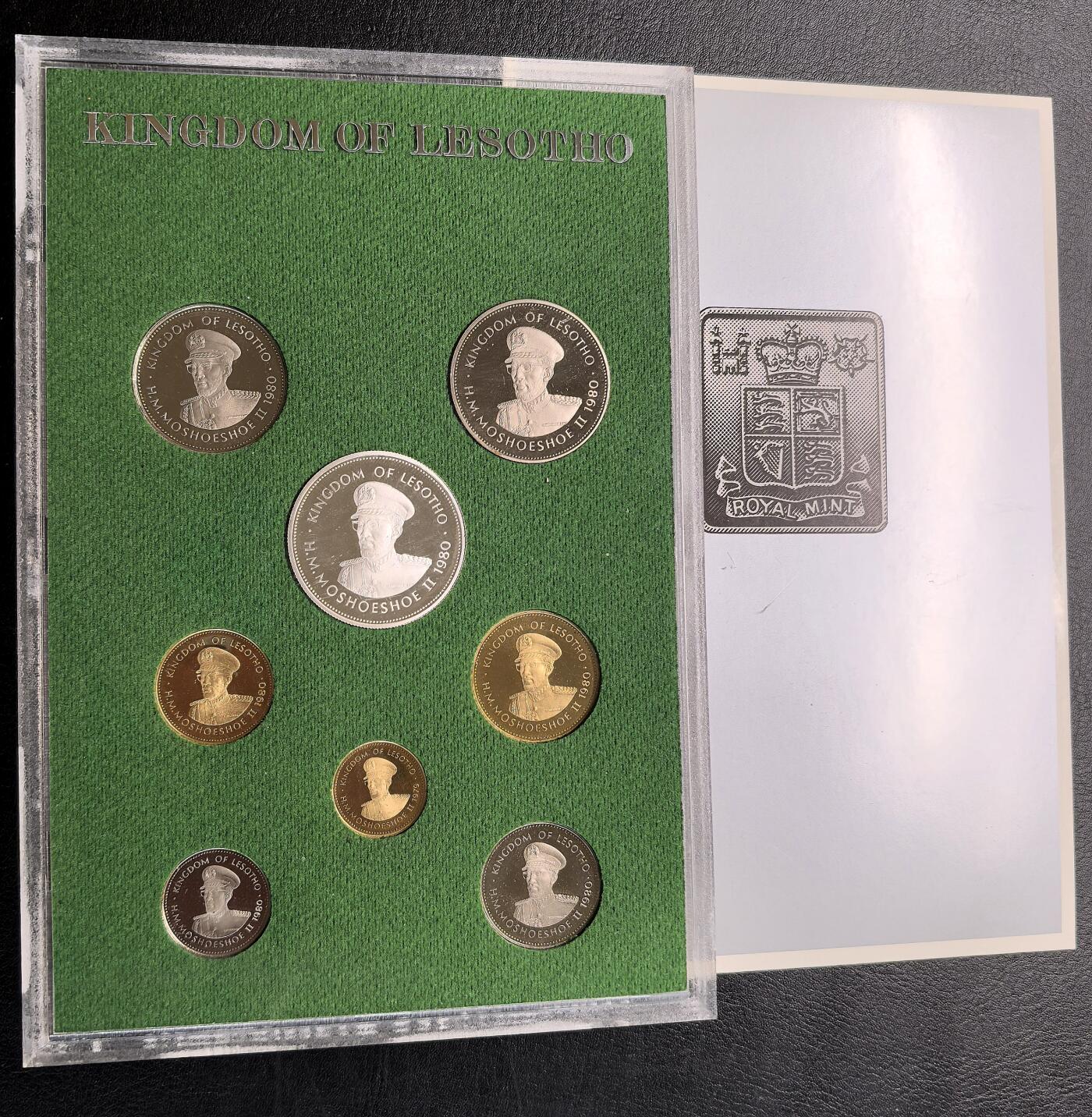 FXS世界钱币微拍第二百八十七期 1980莱索托精铸PS八枚带一银，原厂塑封。