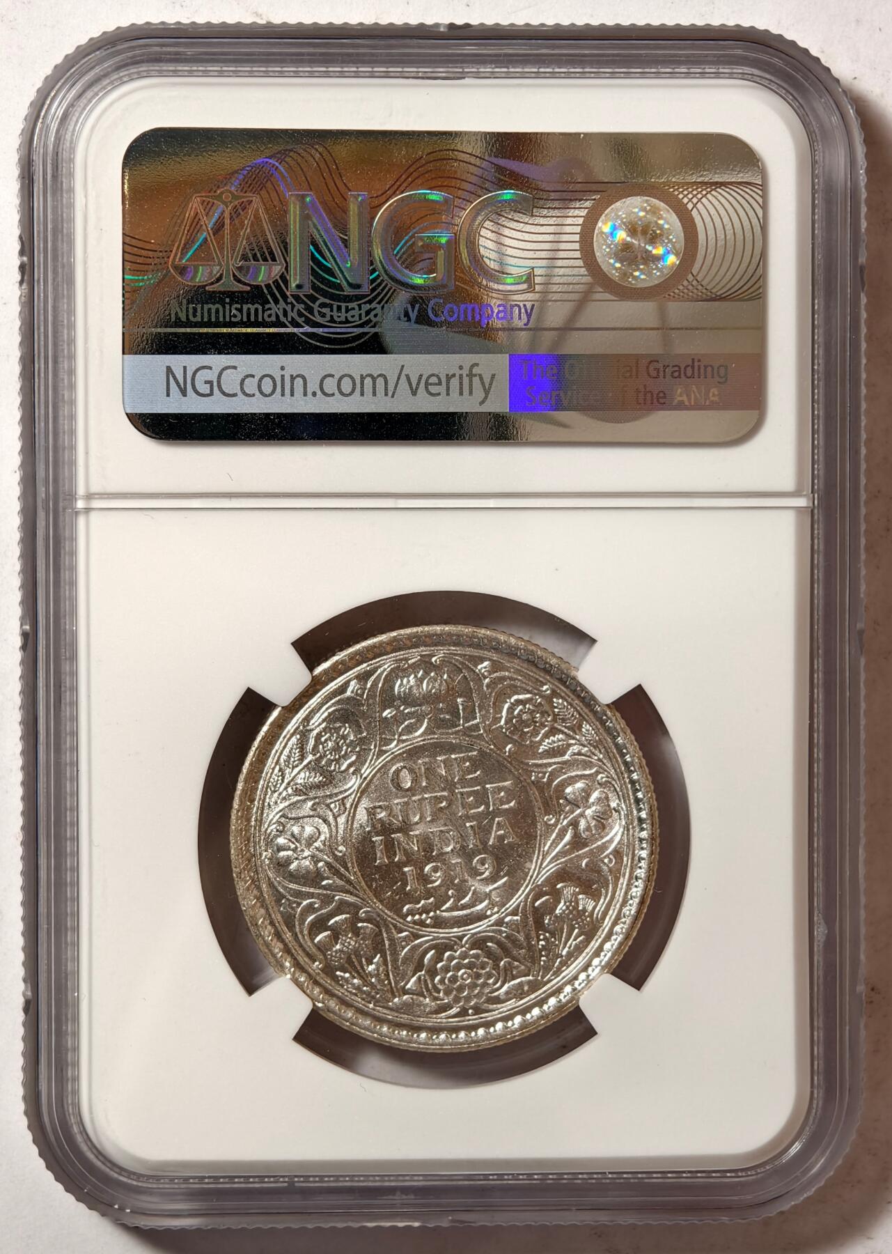 紫瑗钱币——第444期 英属印度 1919年 B版 乔治五世 1卢比 银币 NGC MS61＋