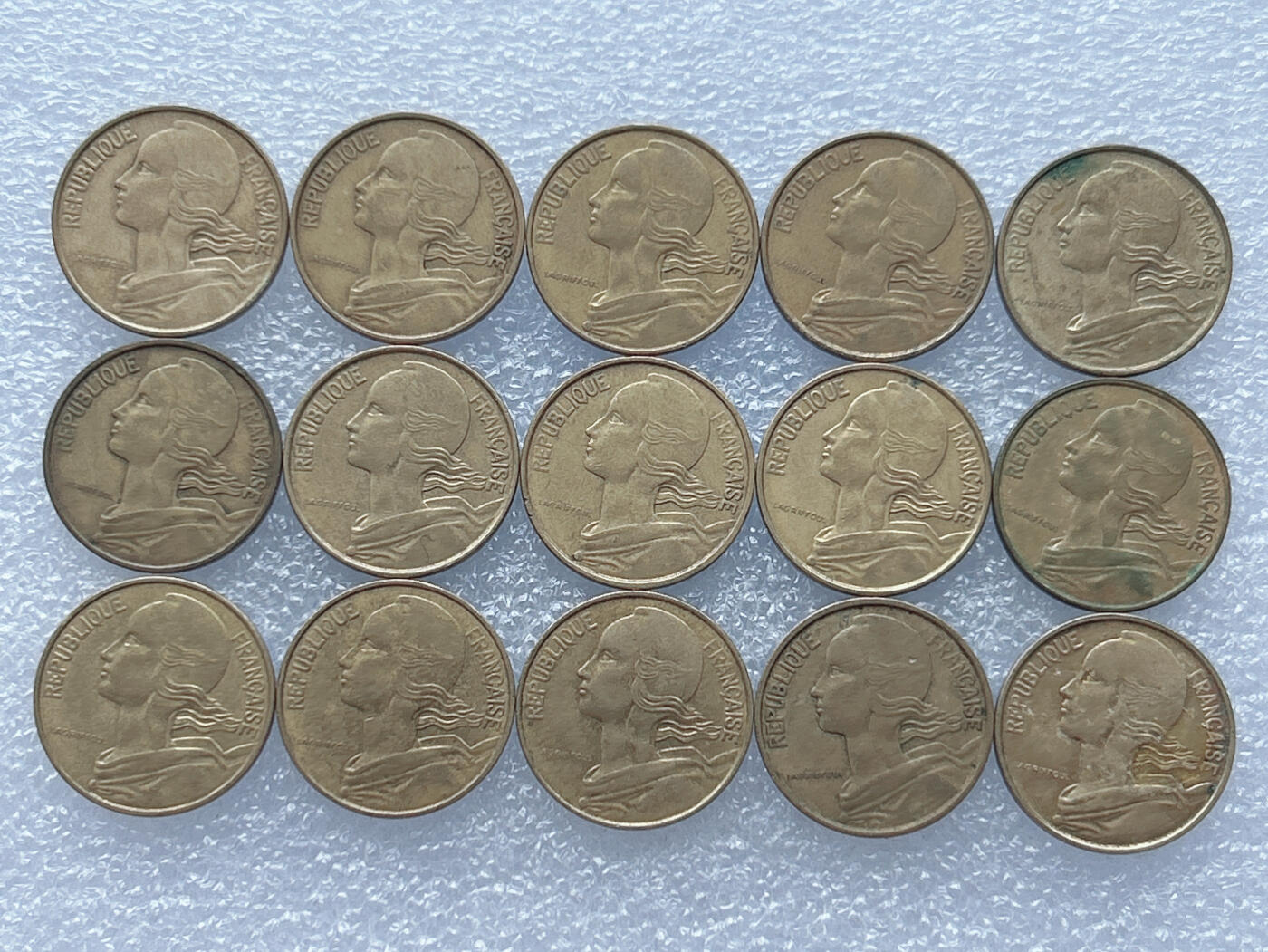 第一海外回流一元起拍收藏 散集专场 第133期 法国10分 15枚