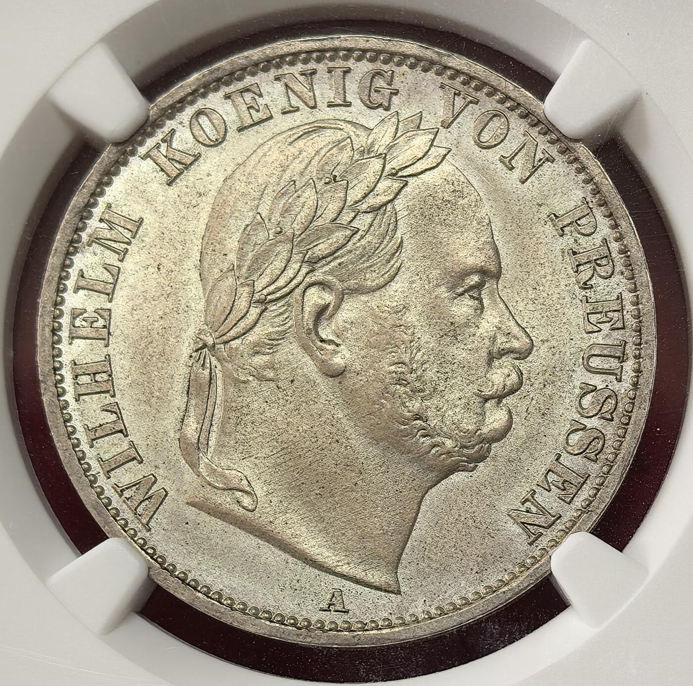 FXS世界钱币微拍第二百八十七期 1866A德国普奥战争胜利纪念泰勒NGC-MS64，哑光灰绿彩，设计经典的桂冠像威廉一世！