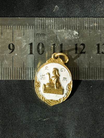 十六期佛牌拍卖 - 佛牌