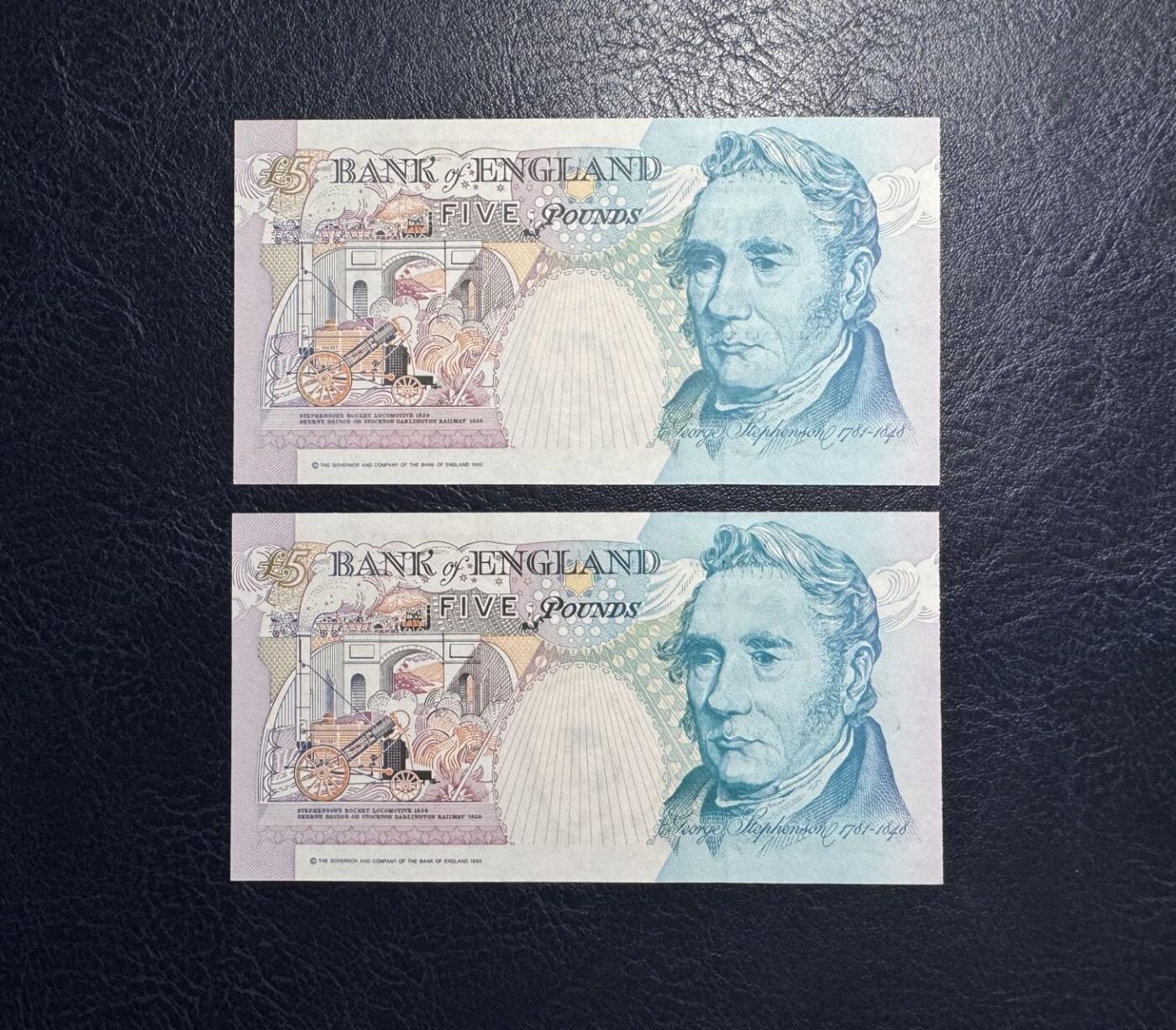 收藏联盟Quantum Auction 第387期拍卖  英国1990年版5英镑两连号 品相UNC- 边缘轻微潮点 皇冠版