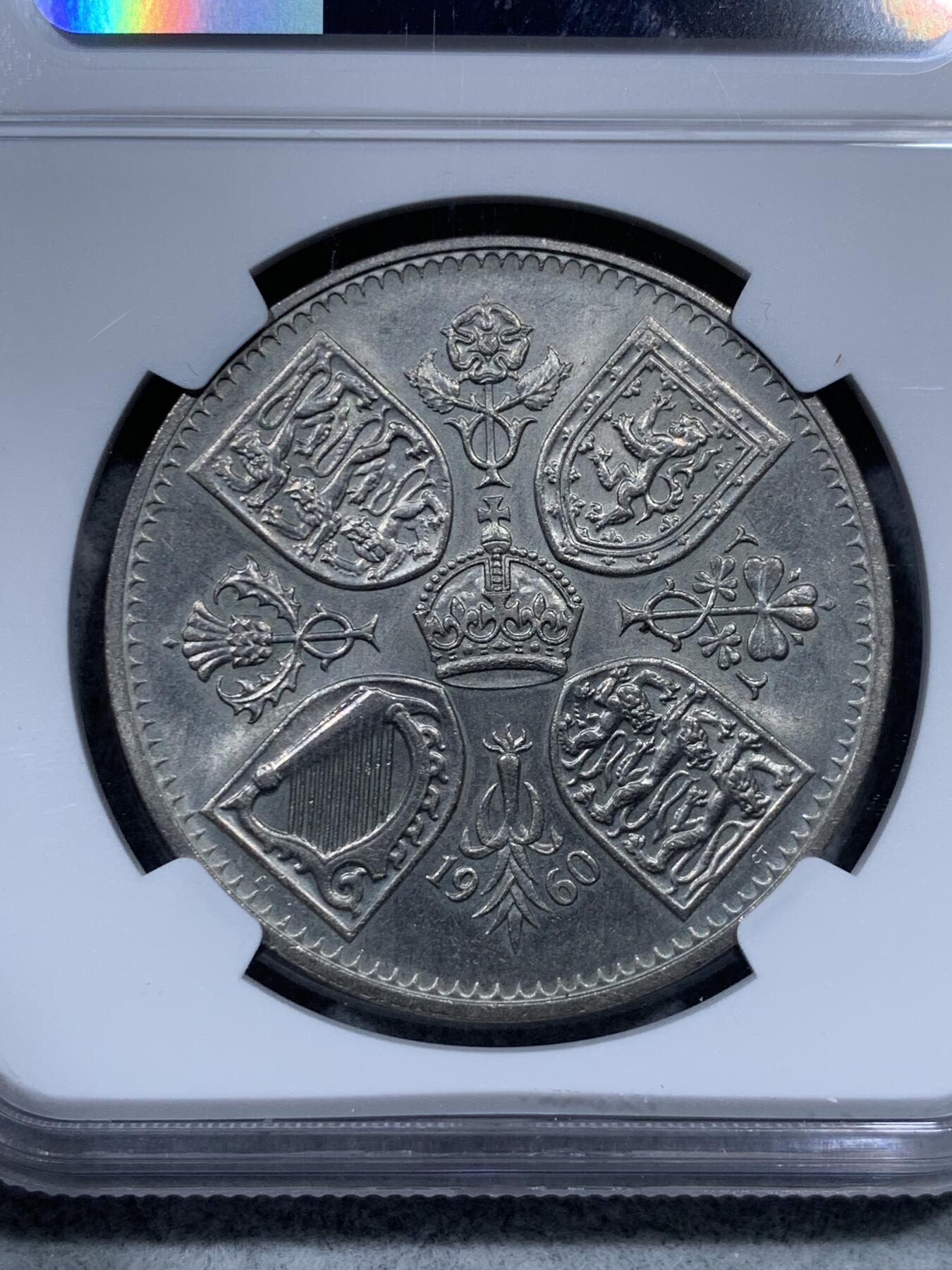 《竞宝斋》第322场 周日，周一，2场连拍 （全场包邮） NGC MS64 英国1960年伊丽莎白二世纪念克朗 年轻头像，比1953少见，品相很漂亮