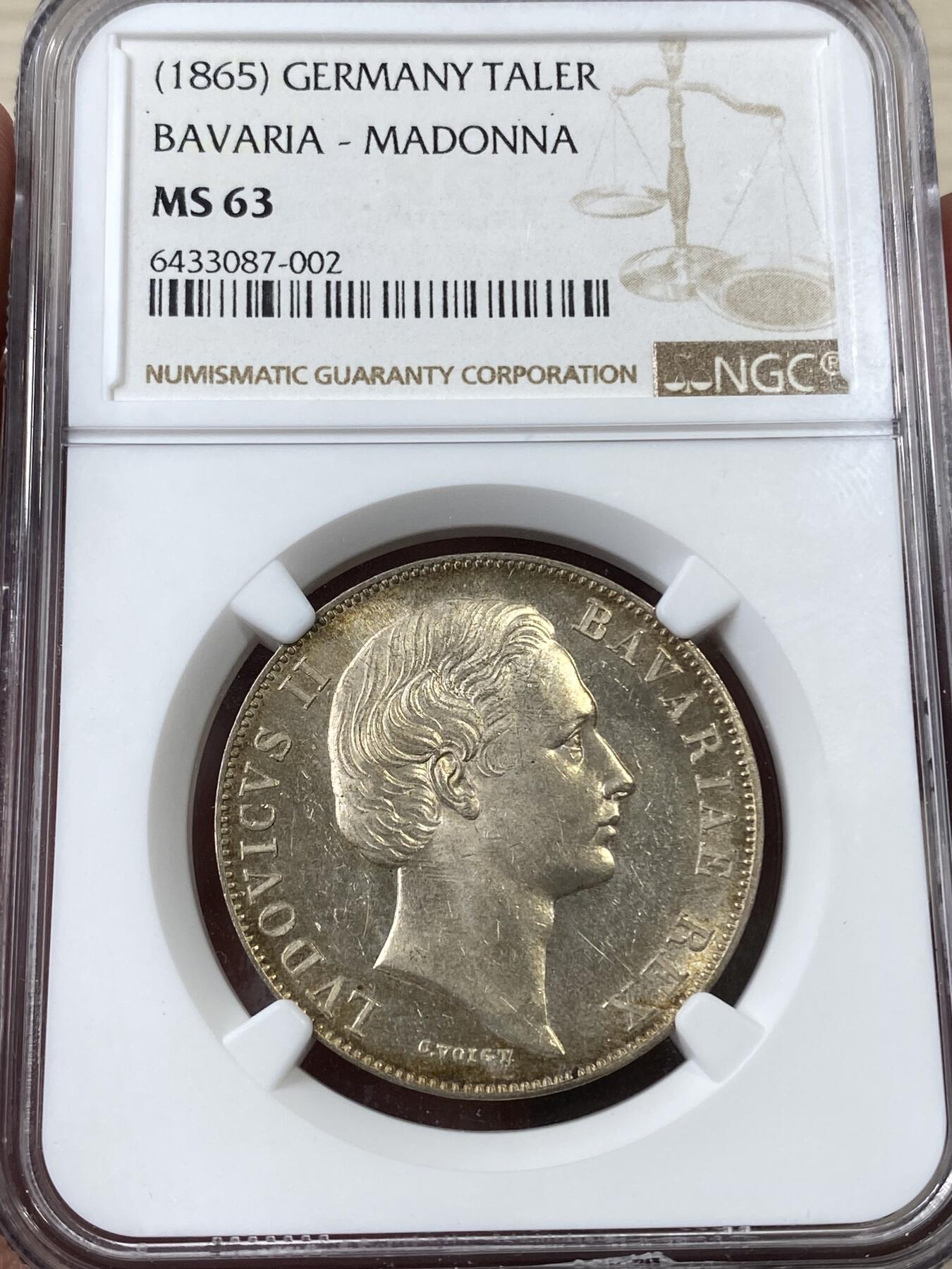 万国钱币拍卖第036期 NGC MS63 1865年德国巴伐利亚路德维希二世圣母抱婴流通1泰勒 转光金彩 类镜面质感