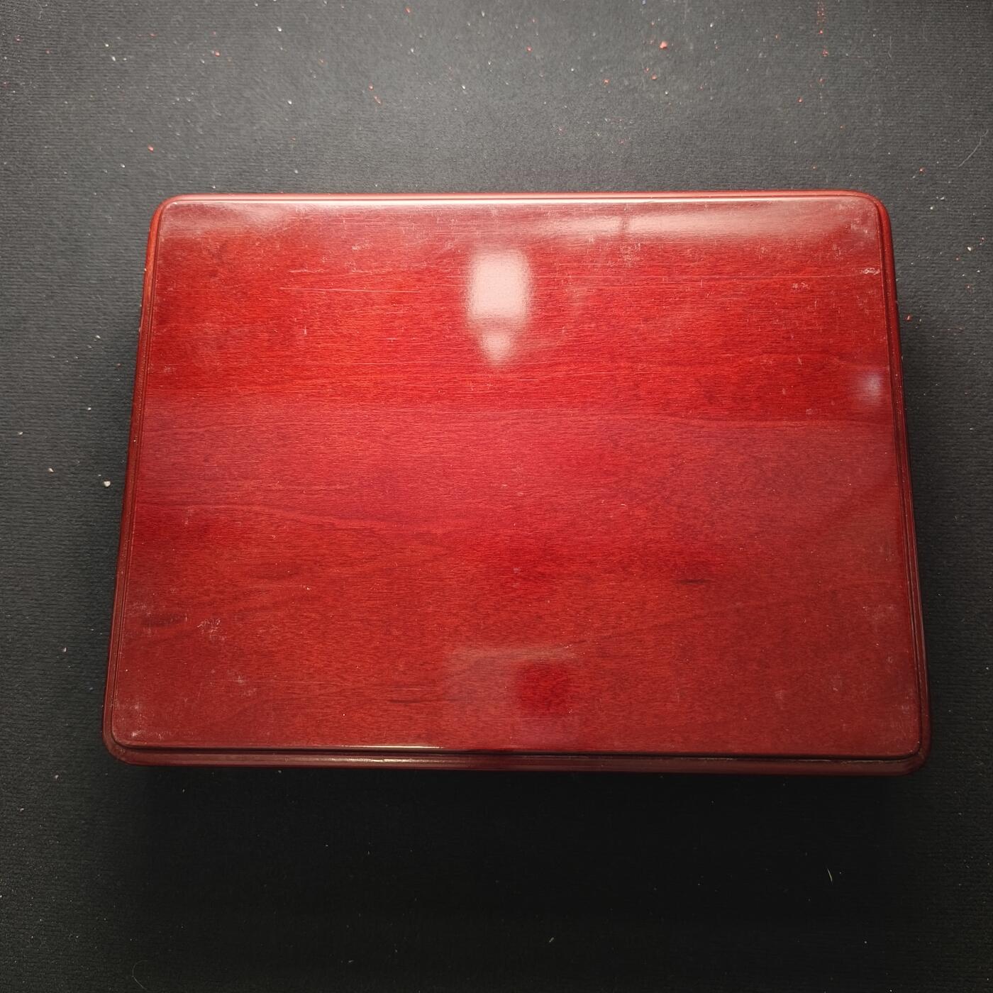 【全场包邮】纯粹捡漏拍479场（免费代拍第16场） 【镶嵌钻石·罕见】芬兰2003年官方年度流通精制套币-含DPQ镶钻银章（2分真钻详见证书）-盒证全-量1000