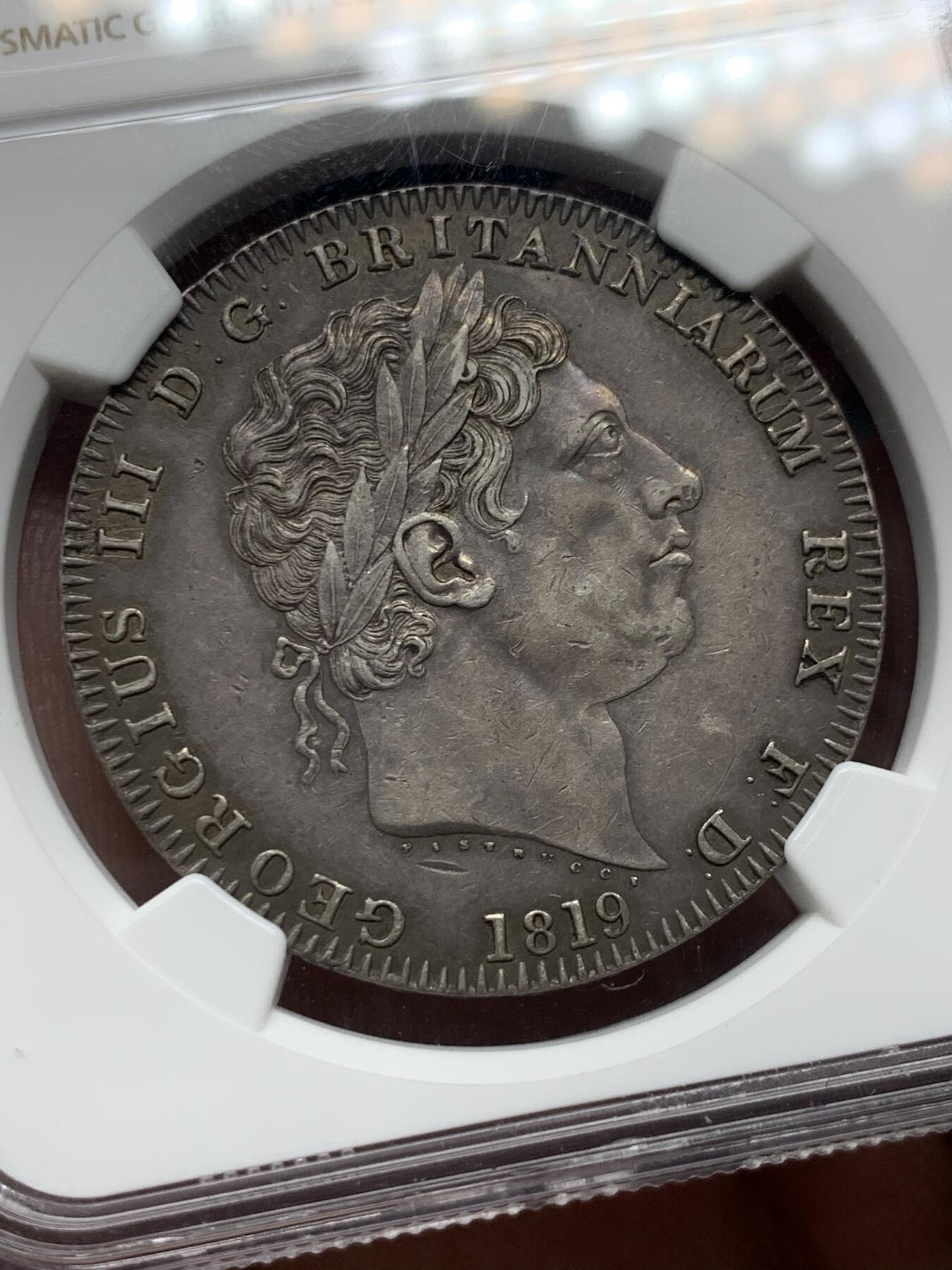 《竞宝斋》第323场 周日，周一，2场连拍 （全场包邮） NGC AU55 英国1819年乔治三世1克朗马剑银币 原味包浆