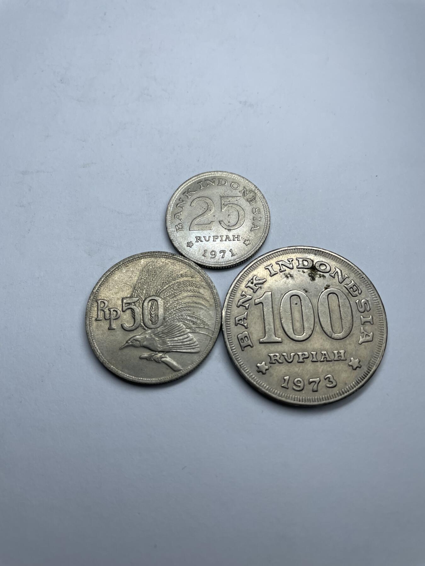 每日一拍，2024年集古藏今外币拍卖第十七期-第2场—（总第162拍），可以寄存60天，满160元包邮。 印尼各面值3枚