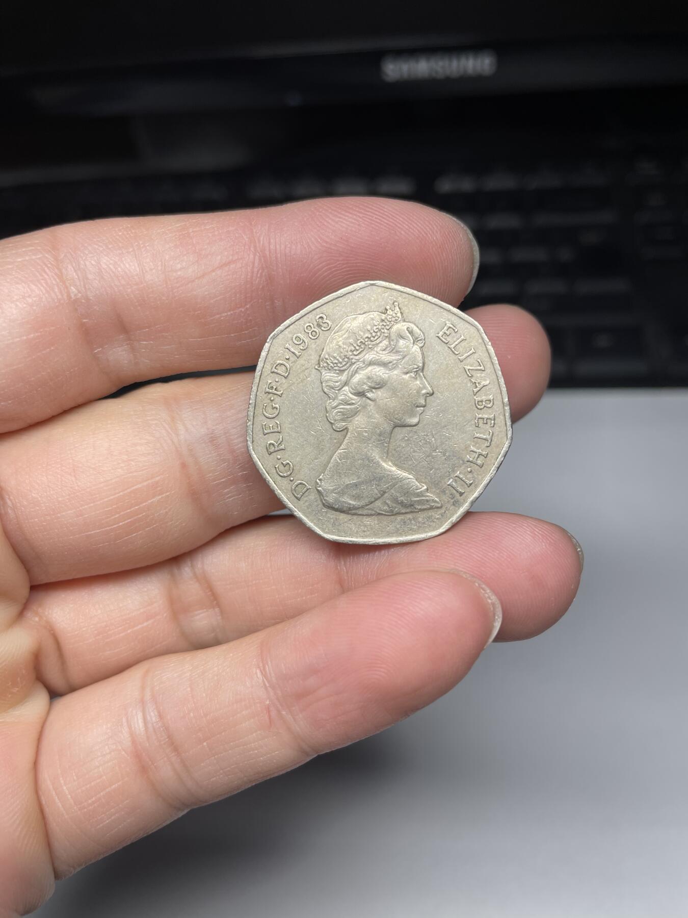 每日一拍，2024年集古藏今外币拍卖第十七期-第2场—（总第162拍），可以寄存60天，满160元包邮。 1983年英国50便士