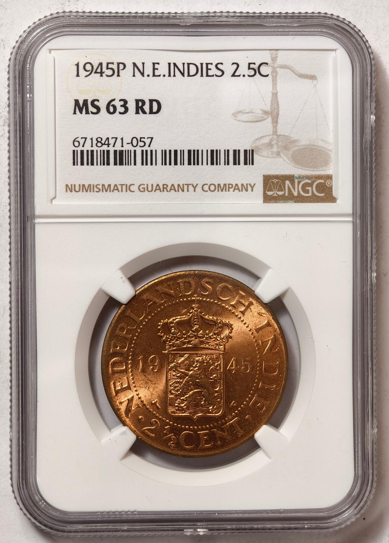 紫瑗钱币——第464期 荷属东印度 1945年 P版 2.5分 铜币 NGC MS63 RD