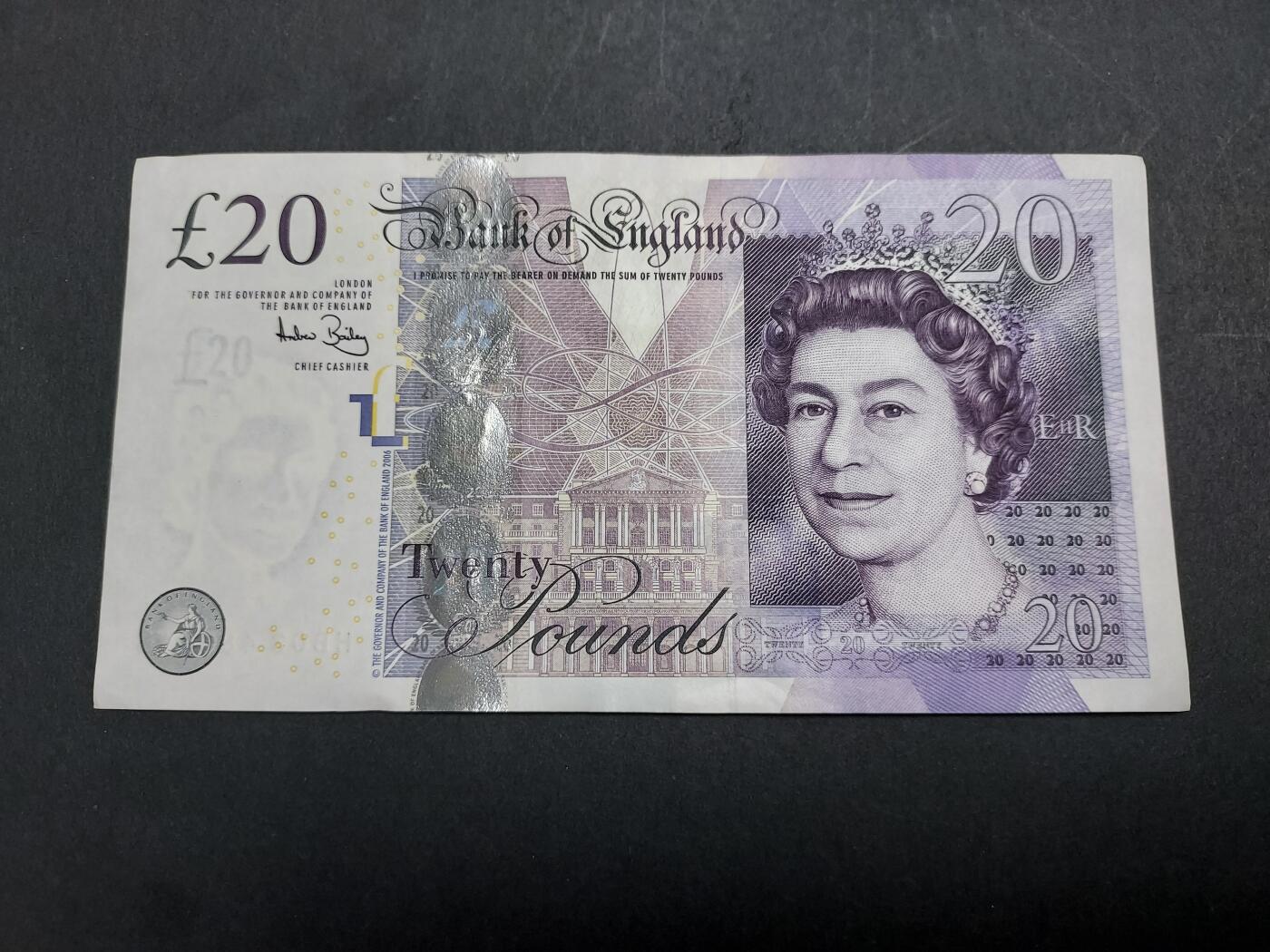博彦收藏 11月5日 8点钱币专场 英国20镑 轻微软印 95品
