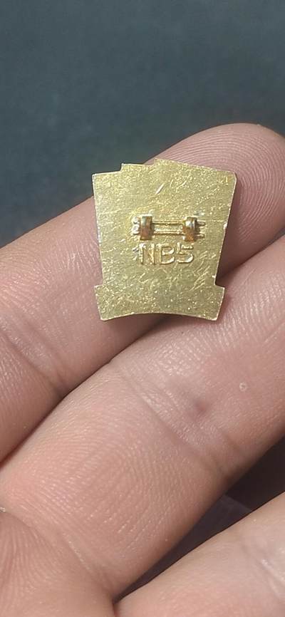 毛主席像章、徽章拍场，都是精品小章 🔥🔥老三篇🔥🔥伟人签名老三篇  座右铭章