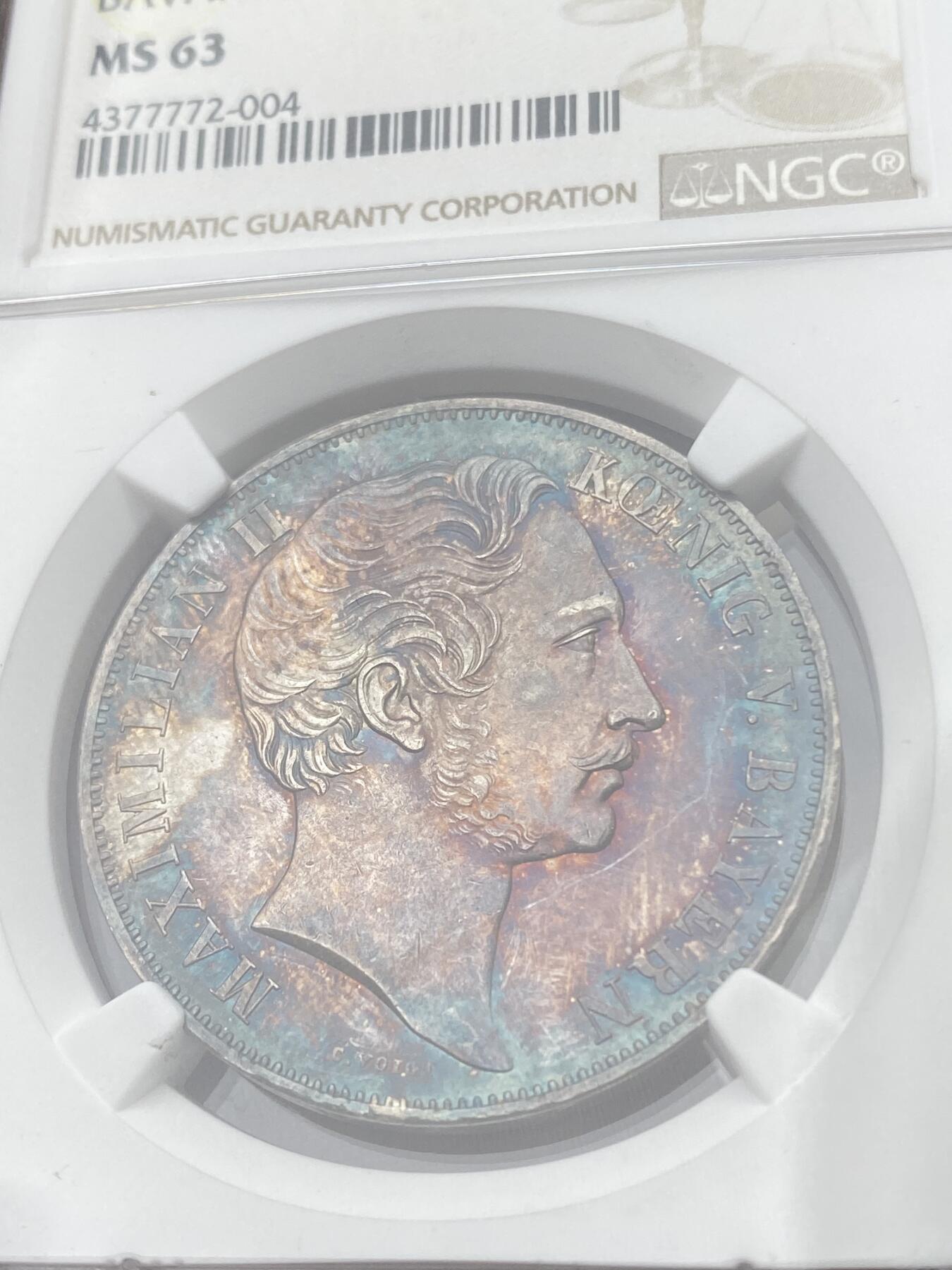 万国钱币拍卖第036期 NGC MS63 1855年德国巴伐利亚马克西米利安二世圣母抱婴2古尔登大银币 炫目香槟玫瑰彩 原味转光收藏级
