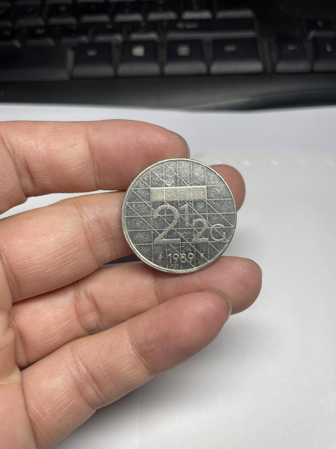 每日一拍，2024年集古藏今外币拍卖第十七期-第4场—（总第164拍），可以寄存60天，满160元包邮。 1989年荷兰2.5Ｇ