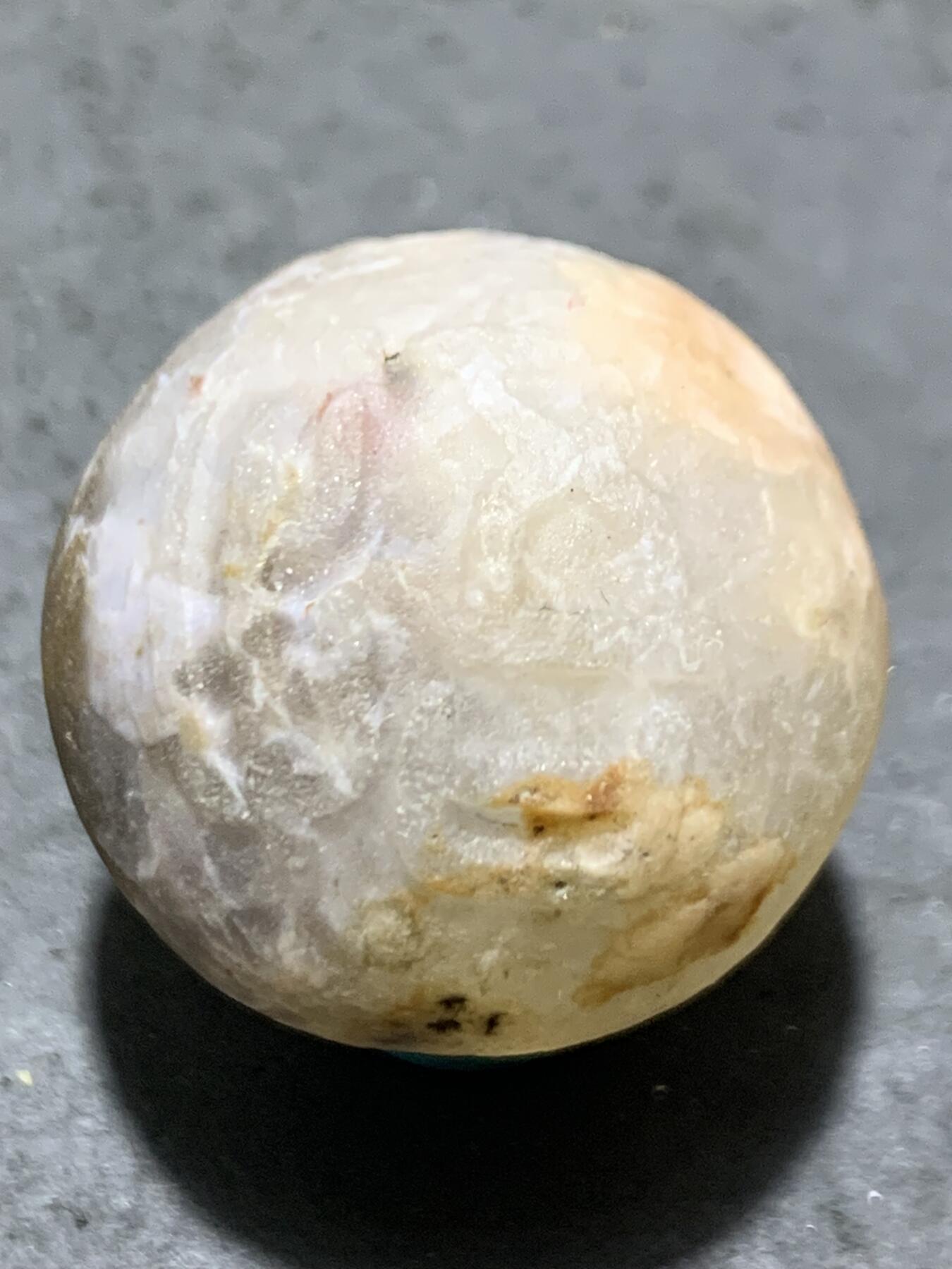 精美亚光原皮天眼纹冰飘糖心料战国红玛瑙手工雕刻悟字随形珠一颗