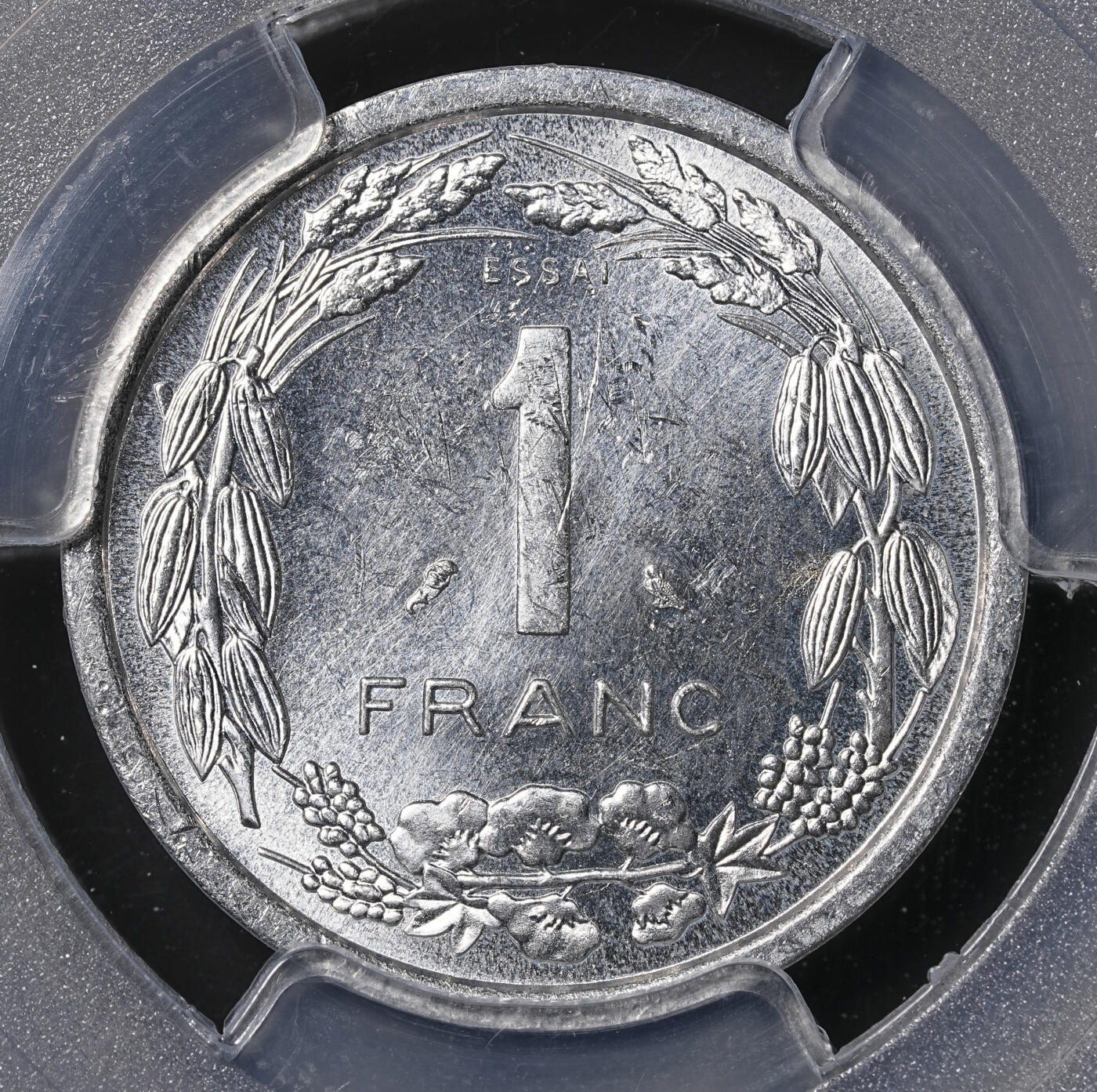 修遠堂世界钱币第四十六期 全场包邮 PCGS SP64 1974年赤道非洲1法郎样币 ESSAI