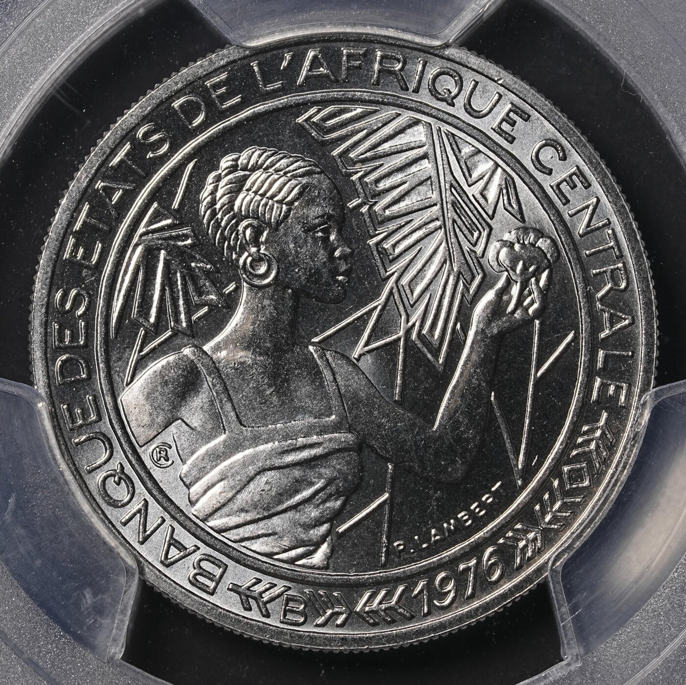 修遠堂世界钱币第四十六期 全场包邮 PCGS SP-UNCD  1976年中非500法郎样币 ESSAI 边缘轻微一处锈斑 可以养护去除